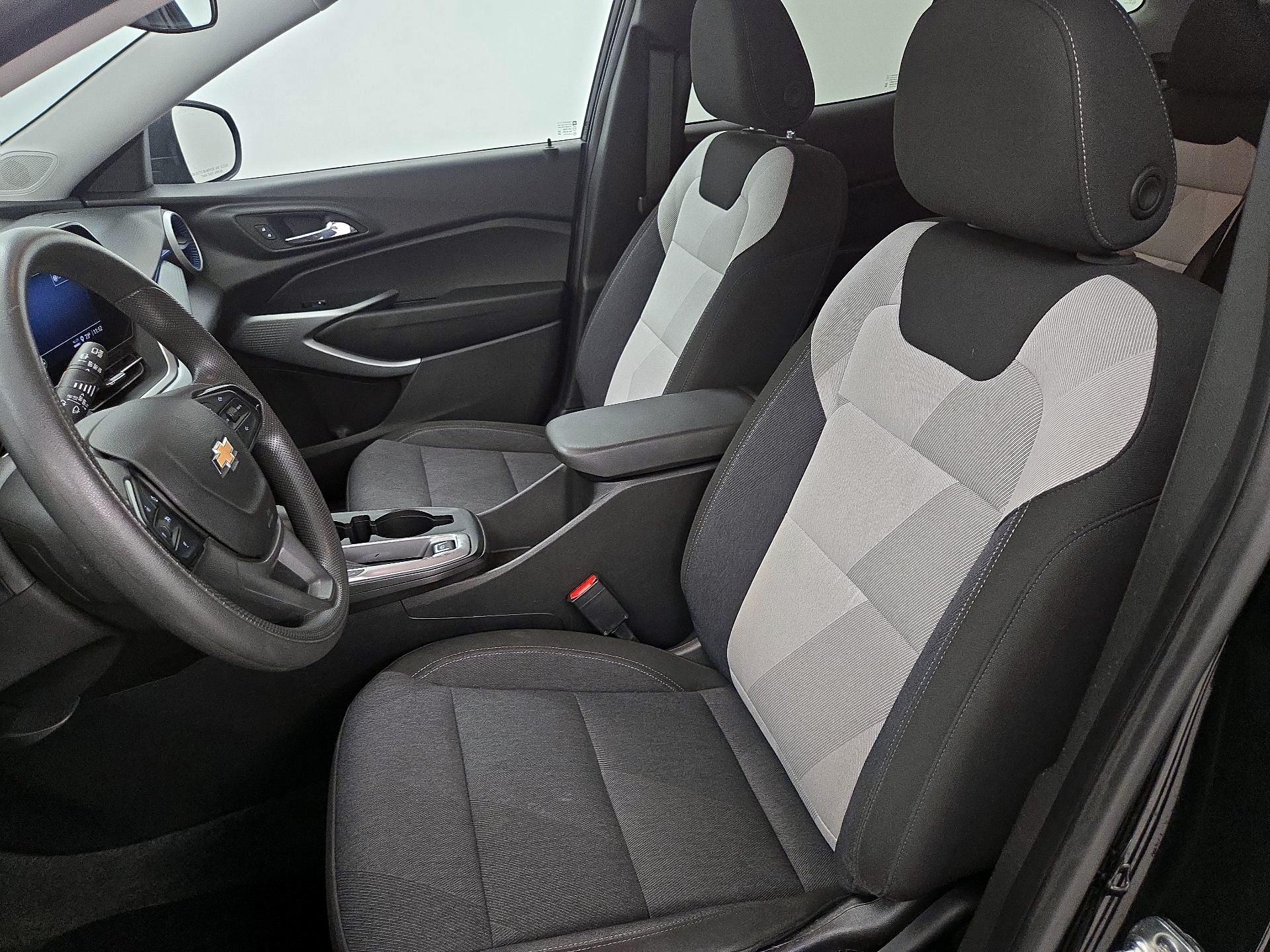 Thumbnail: 2024 Chevrolet Trax - 11