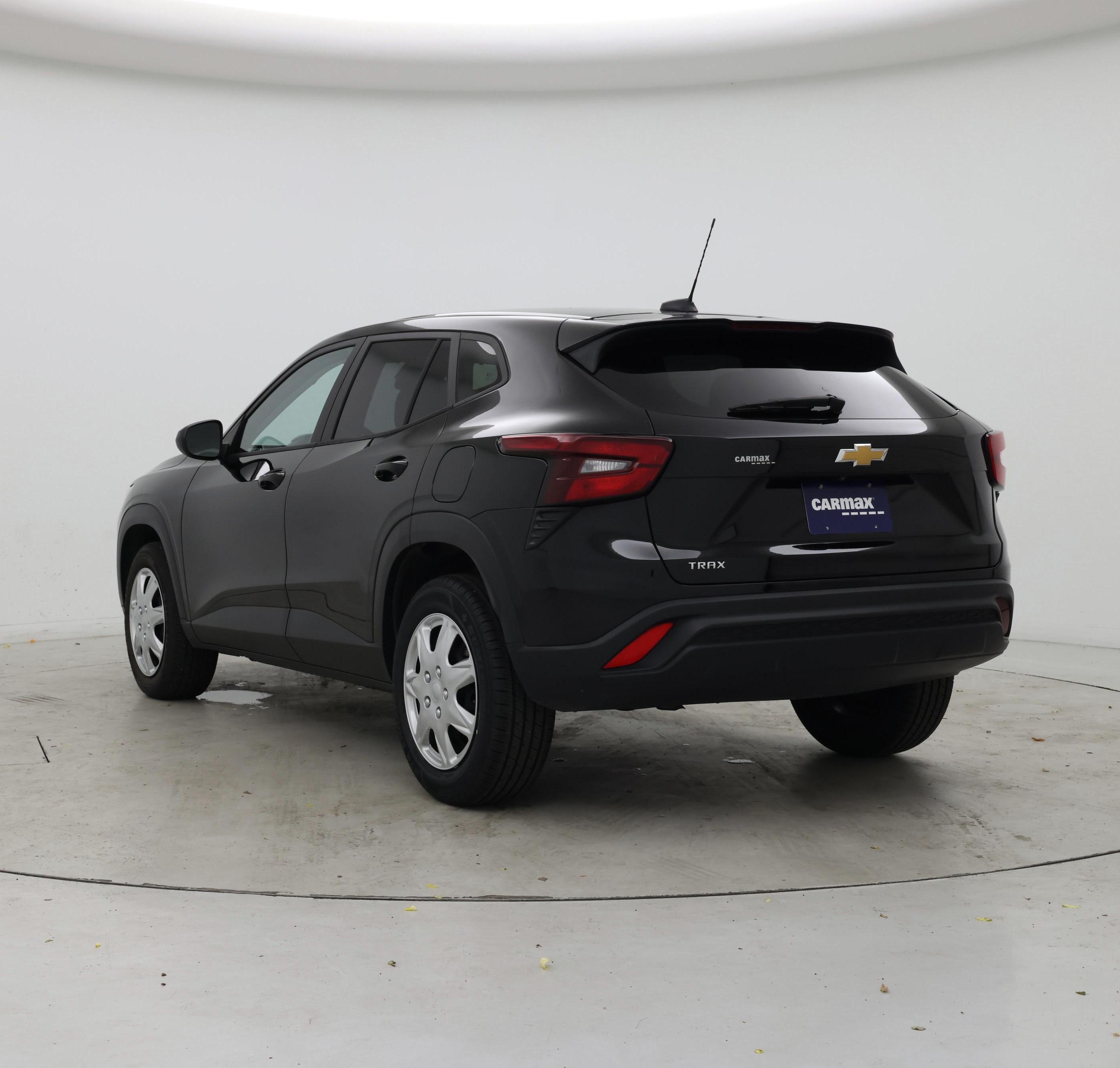 Thumbnail: 2024 Chevrolet Trax - 2