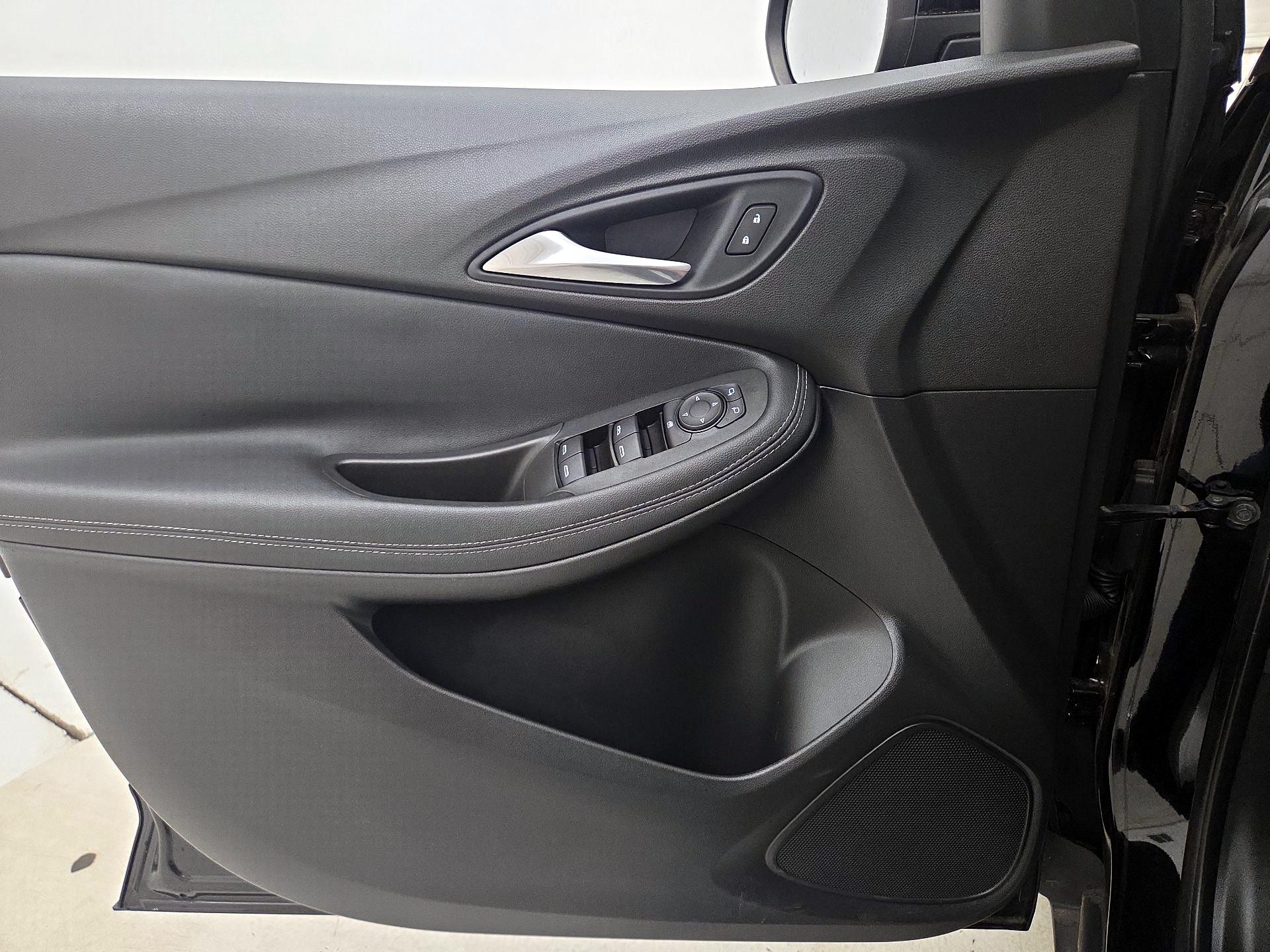 Thumbnail: 2021 Buick Encore GX - 12