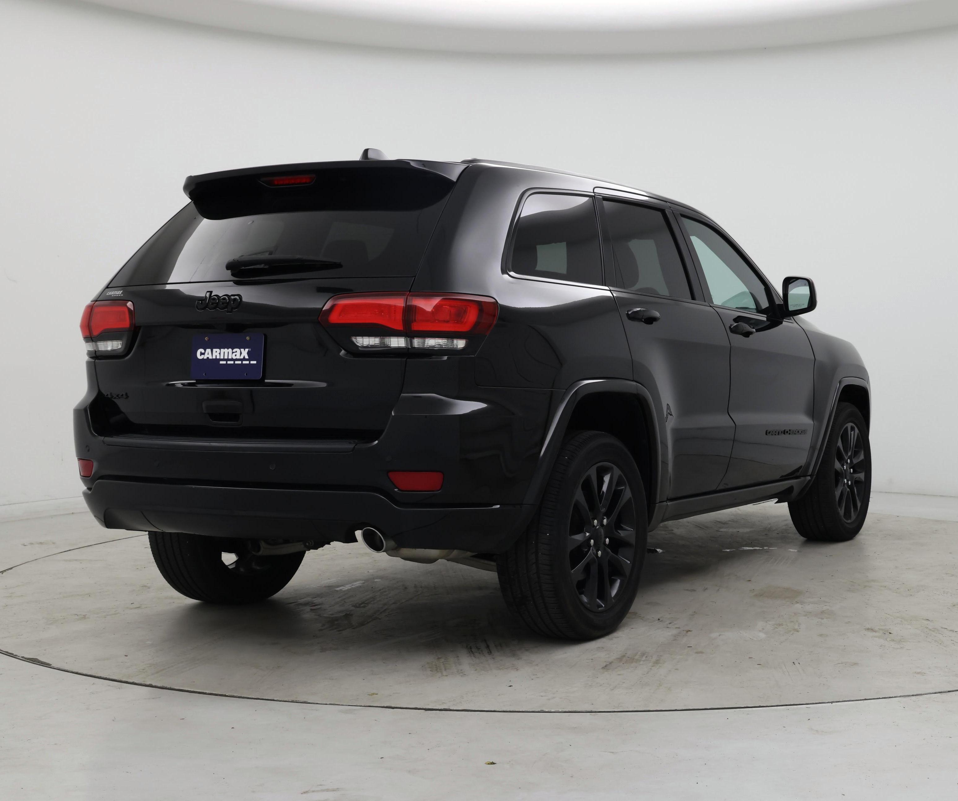 Thumbnail: 2021 Jeep Grand Cherokee - 8