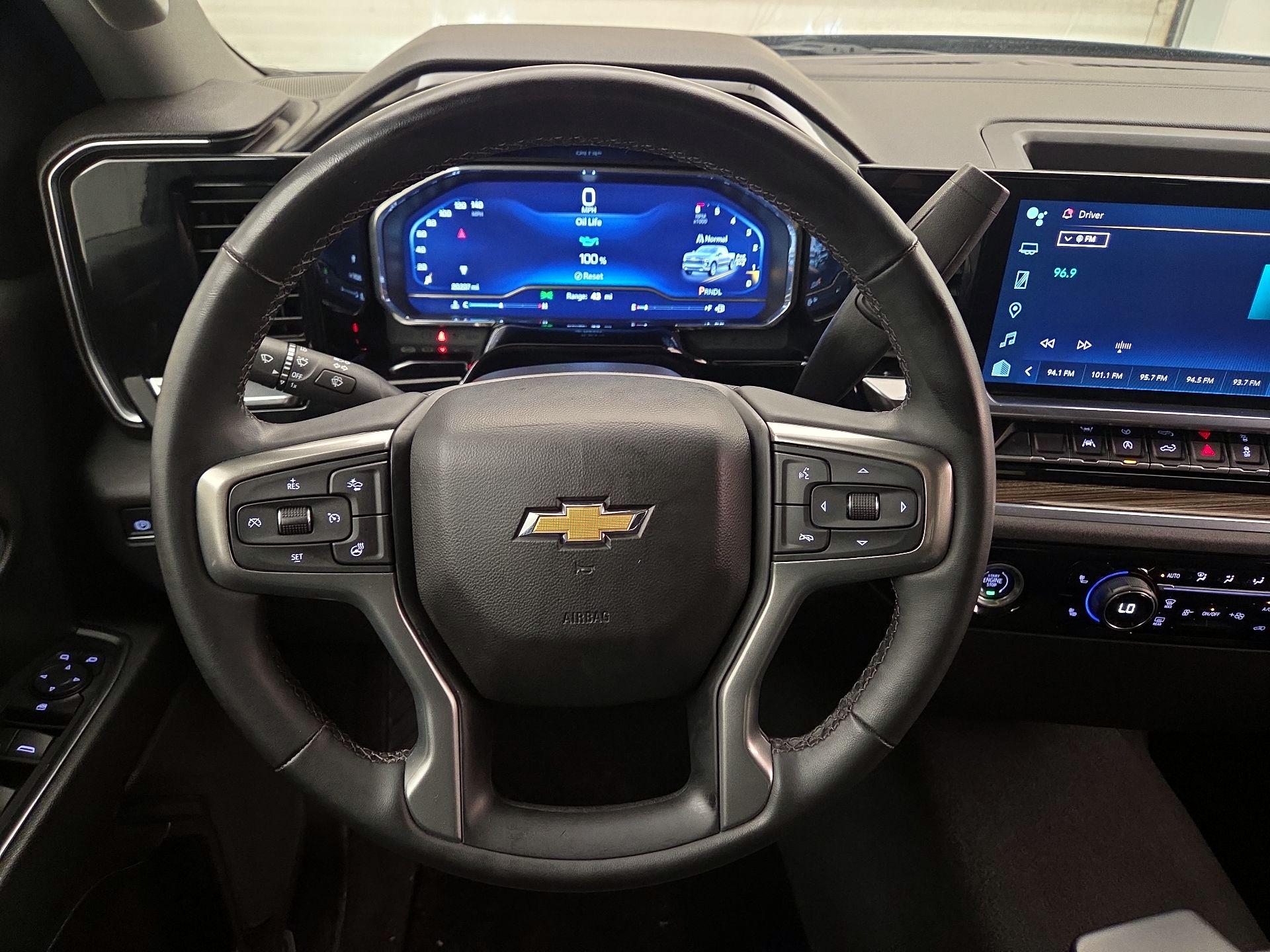 Thumbnail: 2023 Chevrolet Silverado 1500 - 10