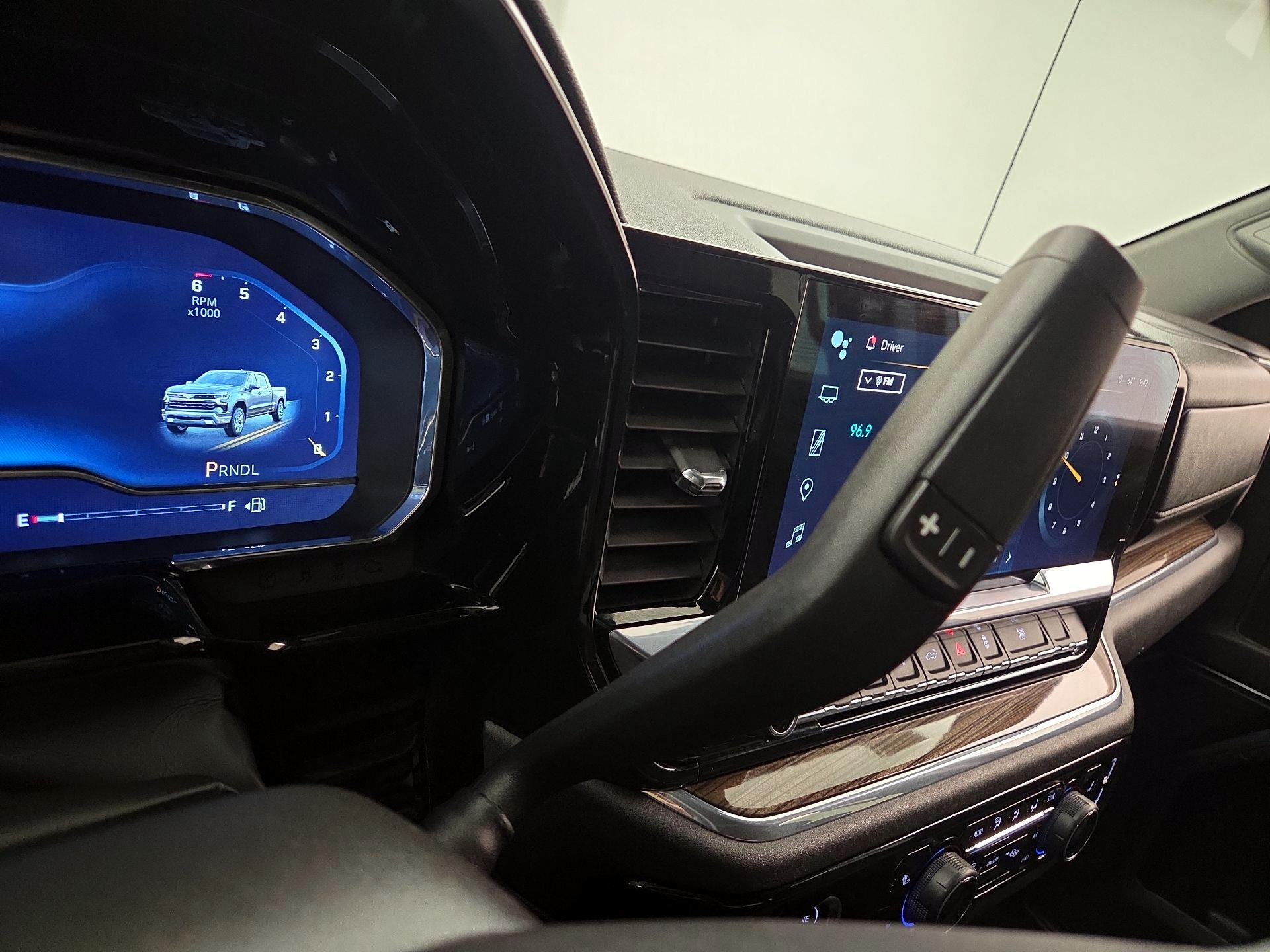 Thumbnail: 2023 Chevrolet Silverado 1500 - 17