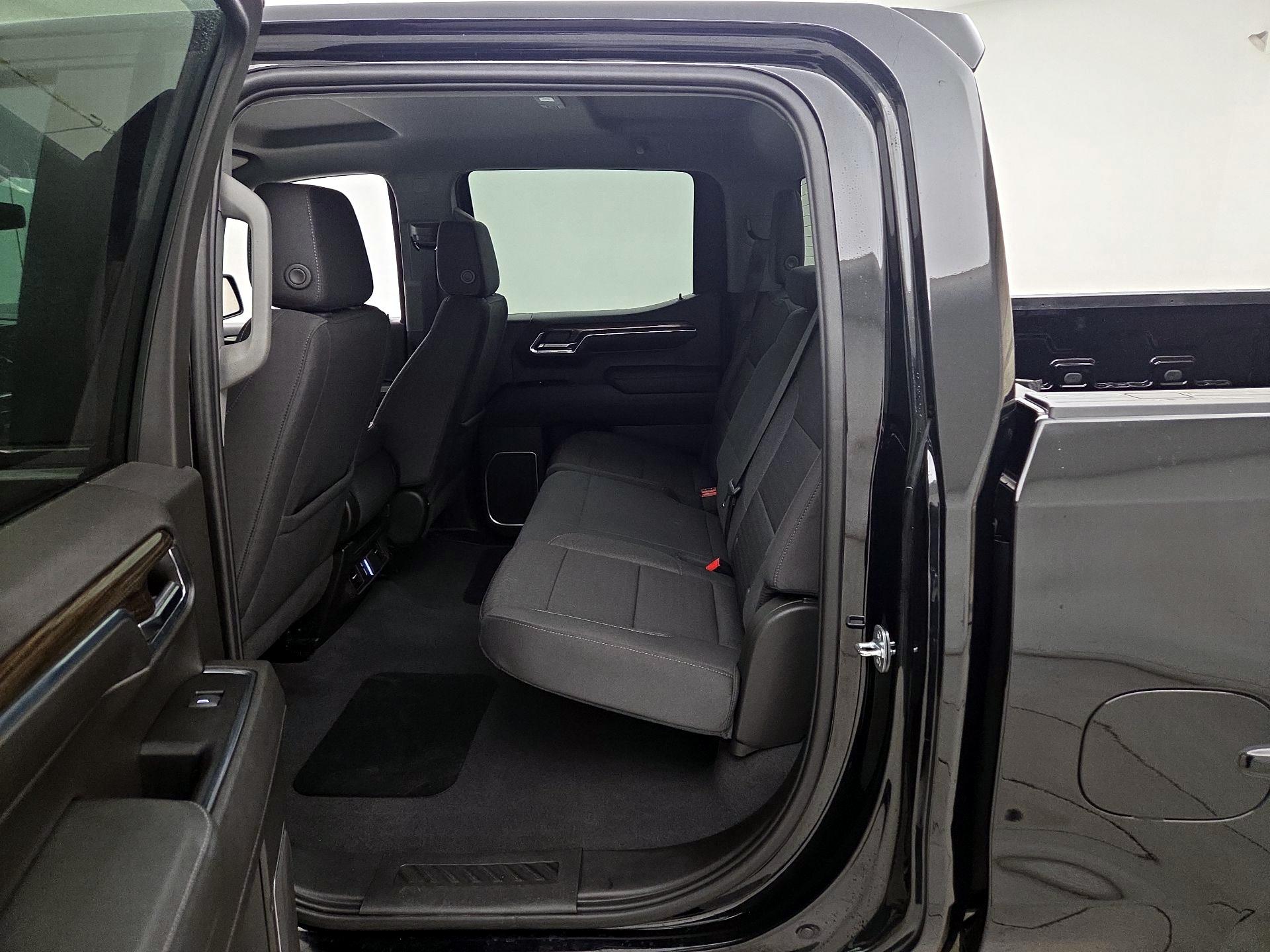 Thumbnail: 2023 Chevrolet Silverado 1500 - 19
