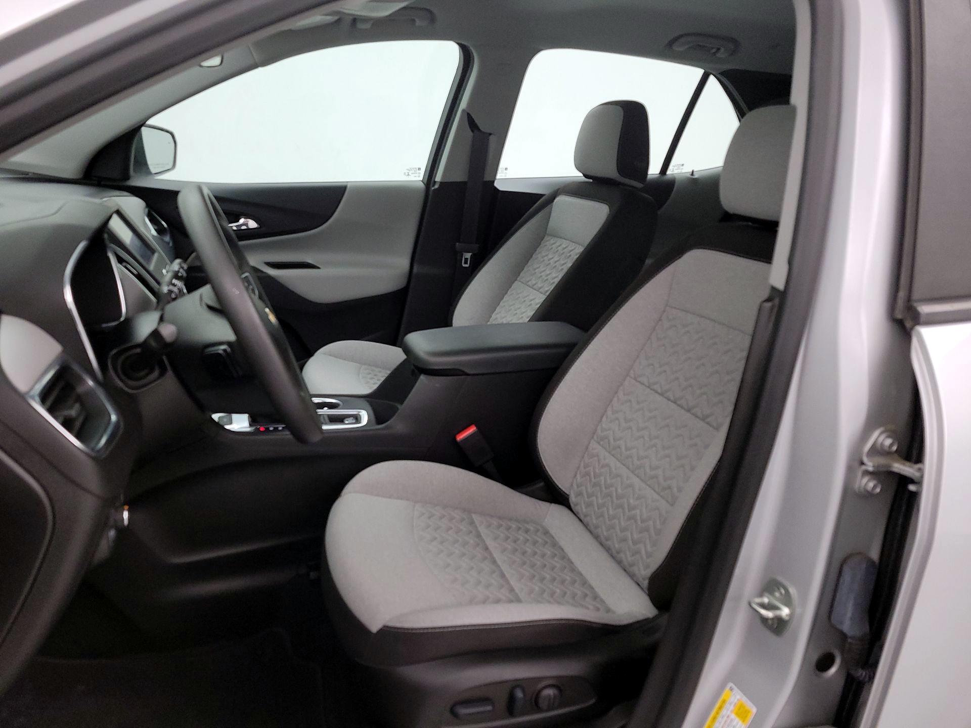 Thumbnail: 2022 Chevrolet Equinox - 11