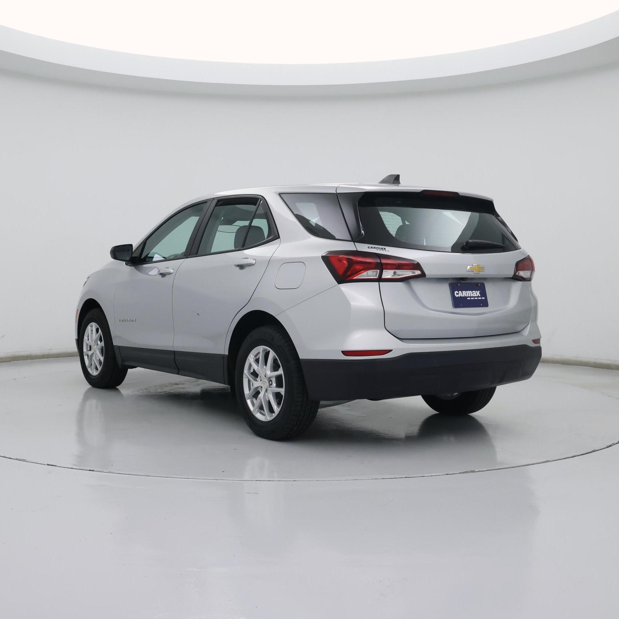 Thumbnail: 2022 Chevrolet Equinox - 2