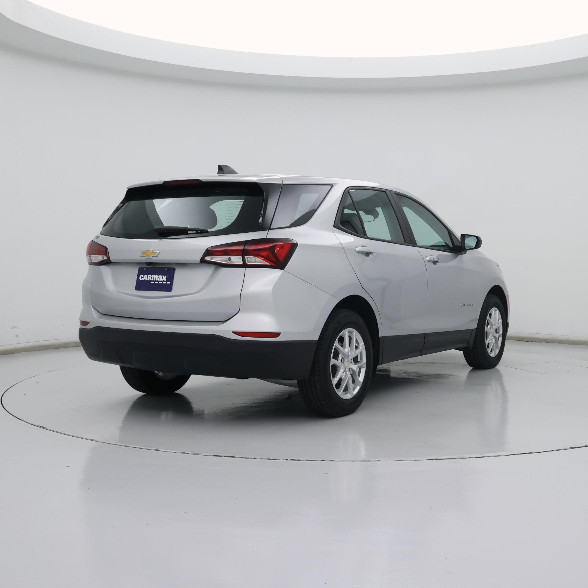 Thumbnail: 2022 Chevrolet Equinox - 8