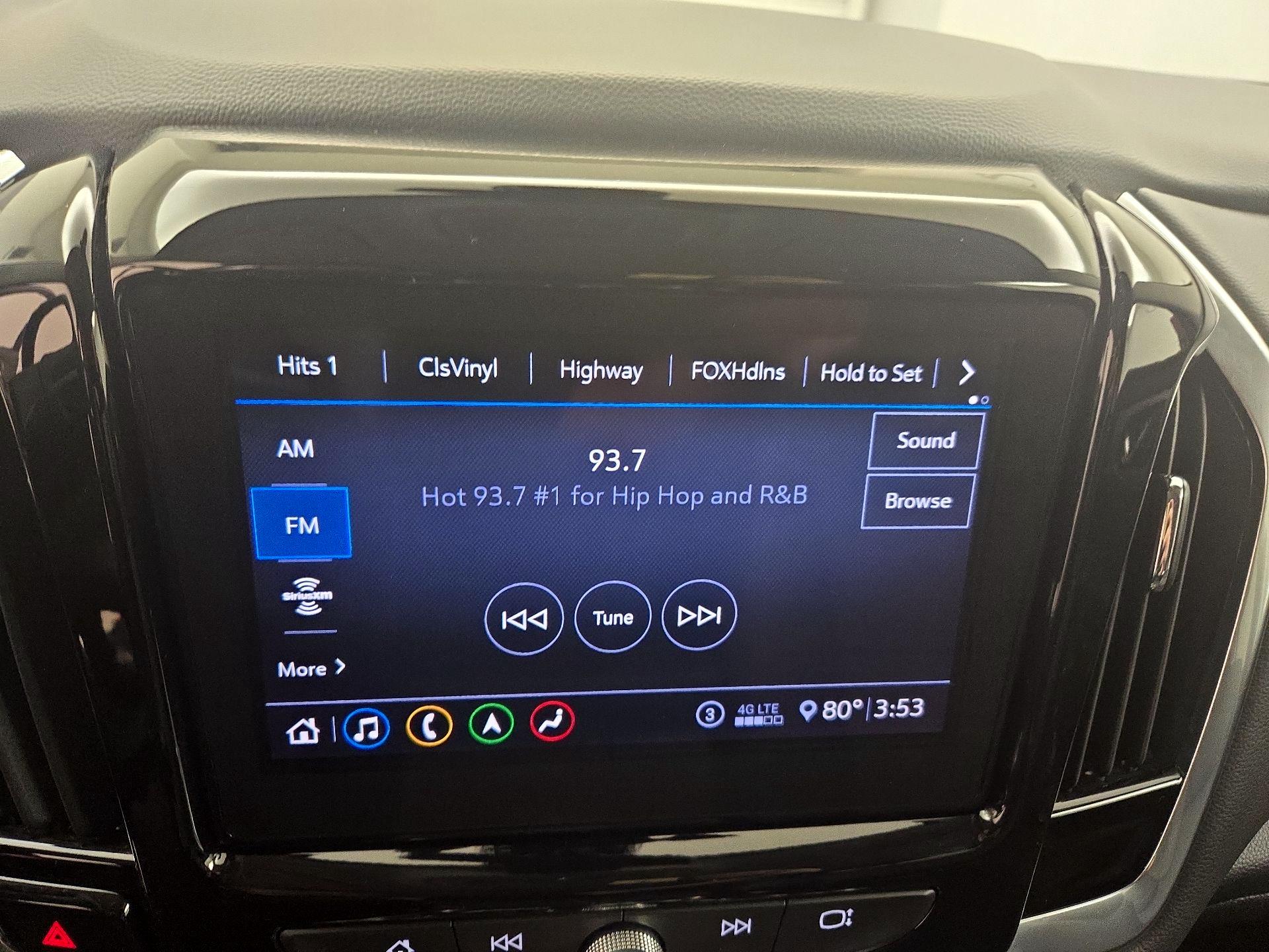 Thumbnail: 2020 Chevrolet Traverse - 15