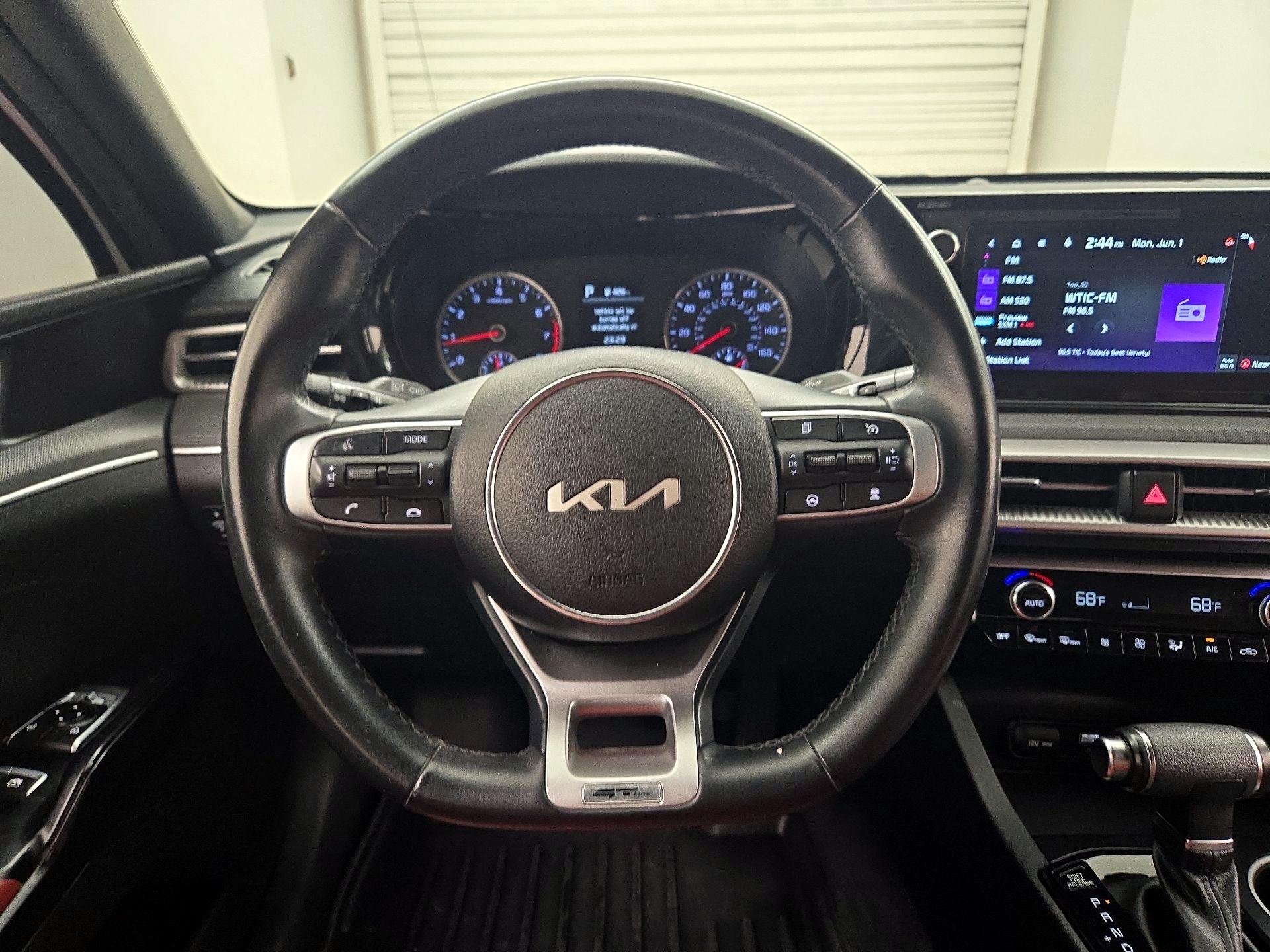 Thumbnail: 2023 Kia K5 - 10