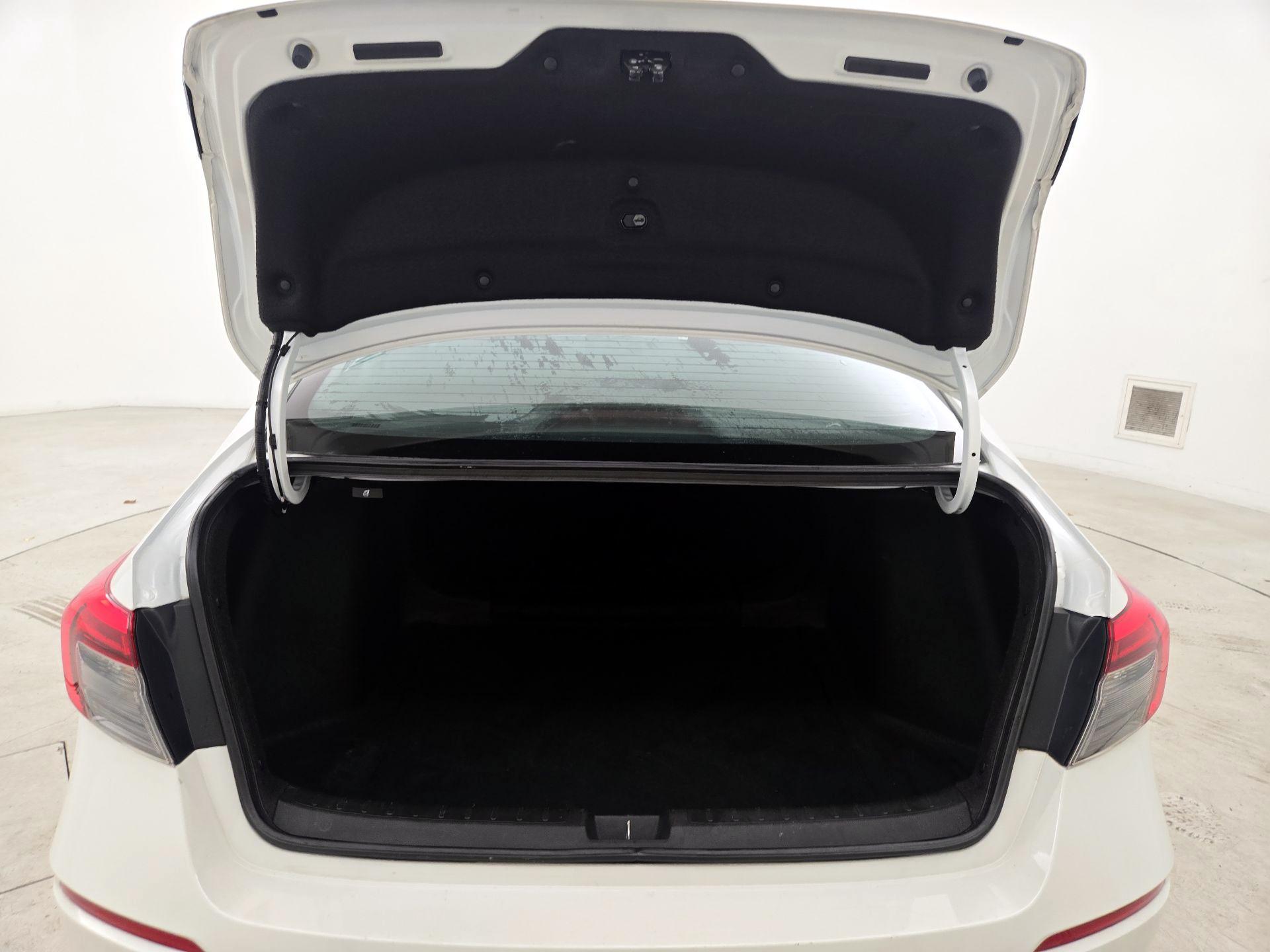 Thumbnail: 2024 Honda Civic - 20