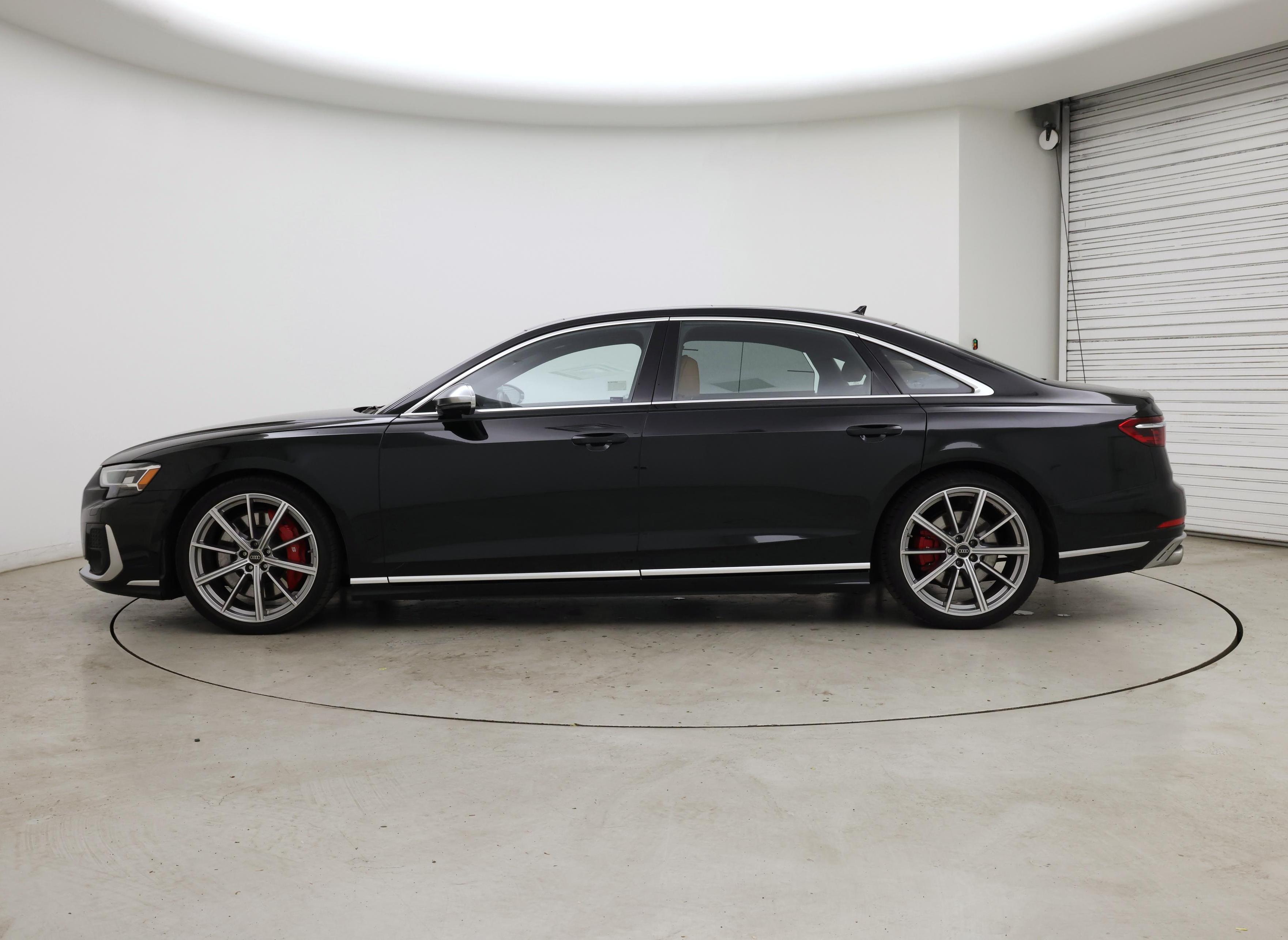Thumbnail: 2024 Audi S8 - 3