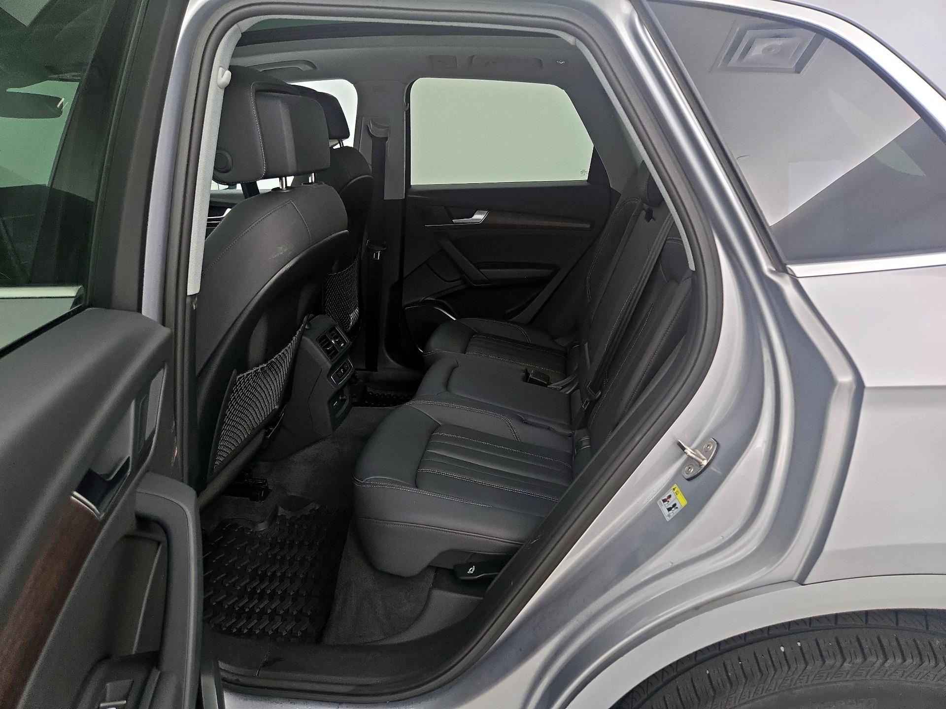 Thumbnail: 2023 Audi Q5 - 20