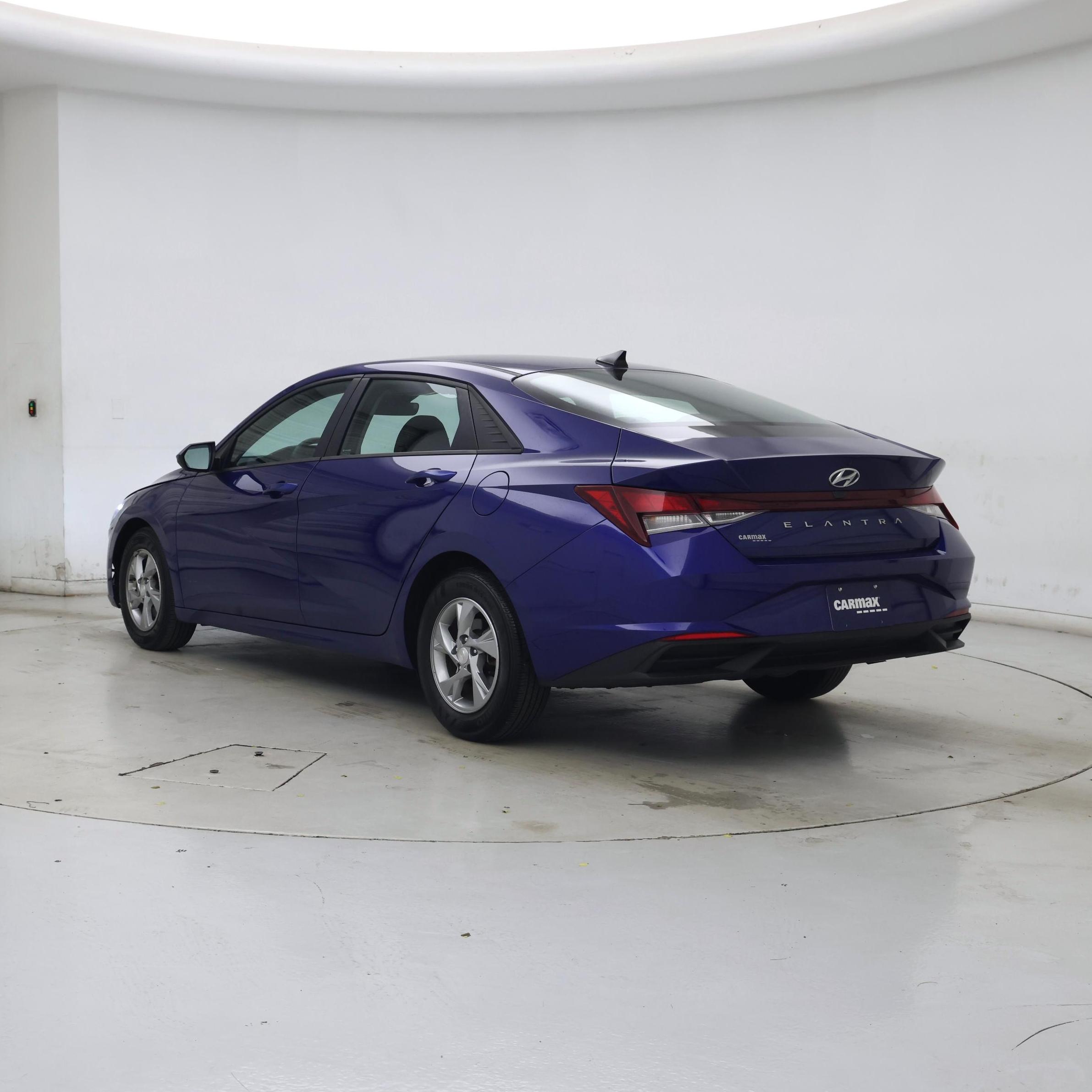 Thumbnail: 2023 Hyundai Elantra - 2