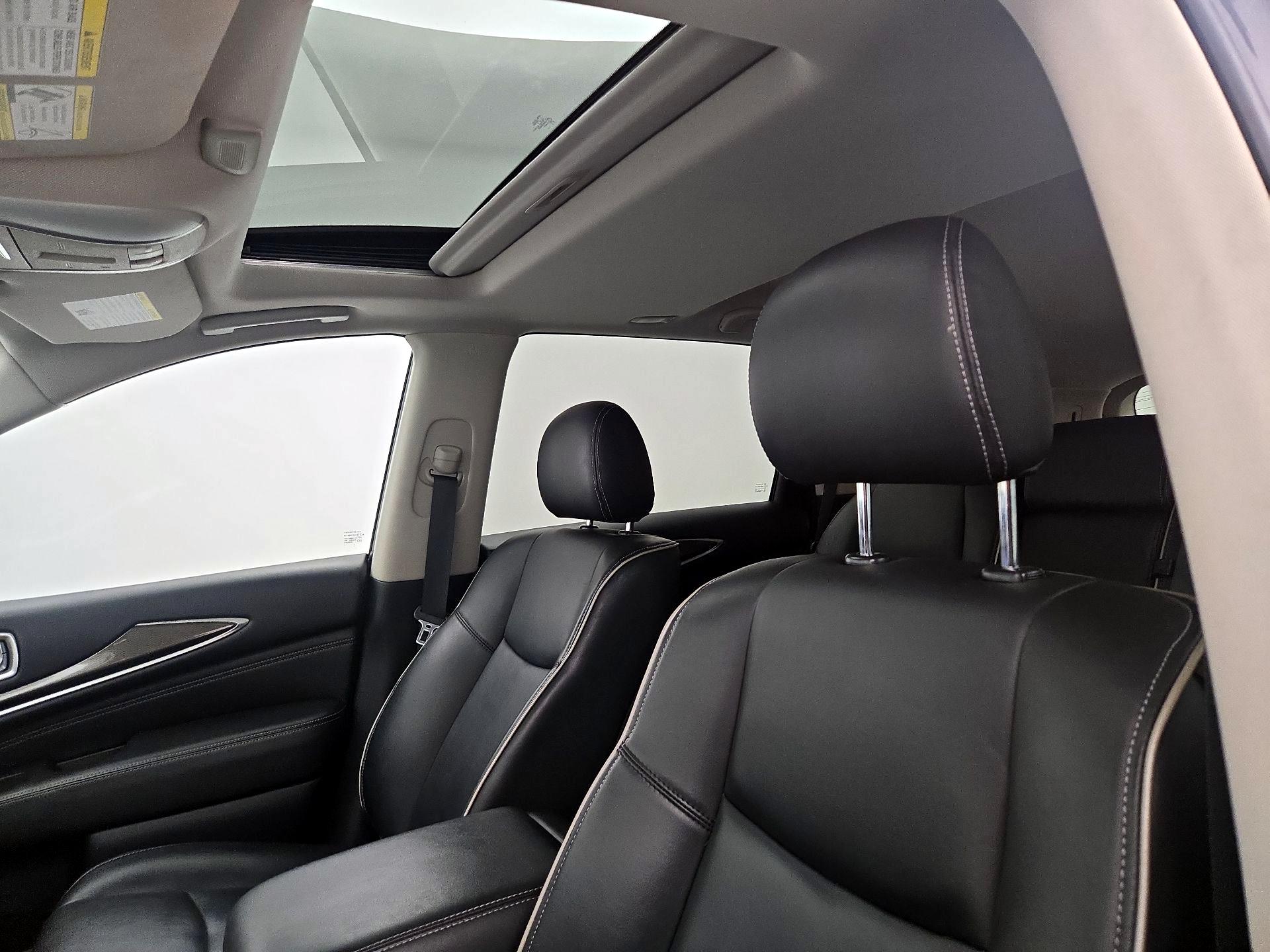Thumbnail: 2019 INFINITI QX60 - 19