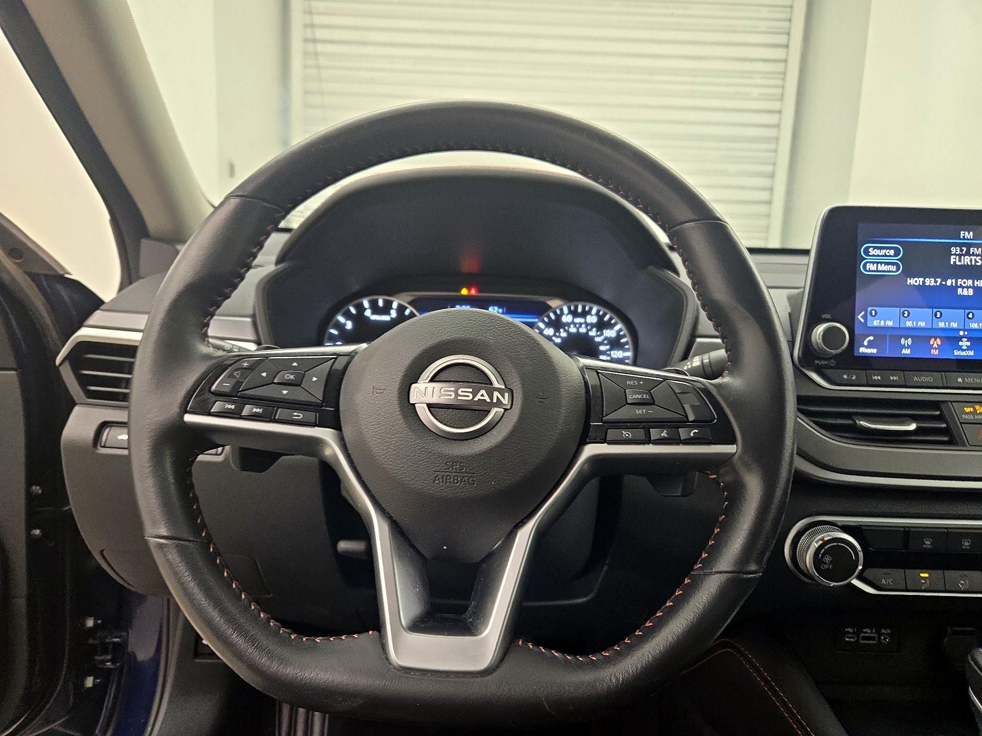 Thumbnail: 2023 Nissan Altima - 10