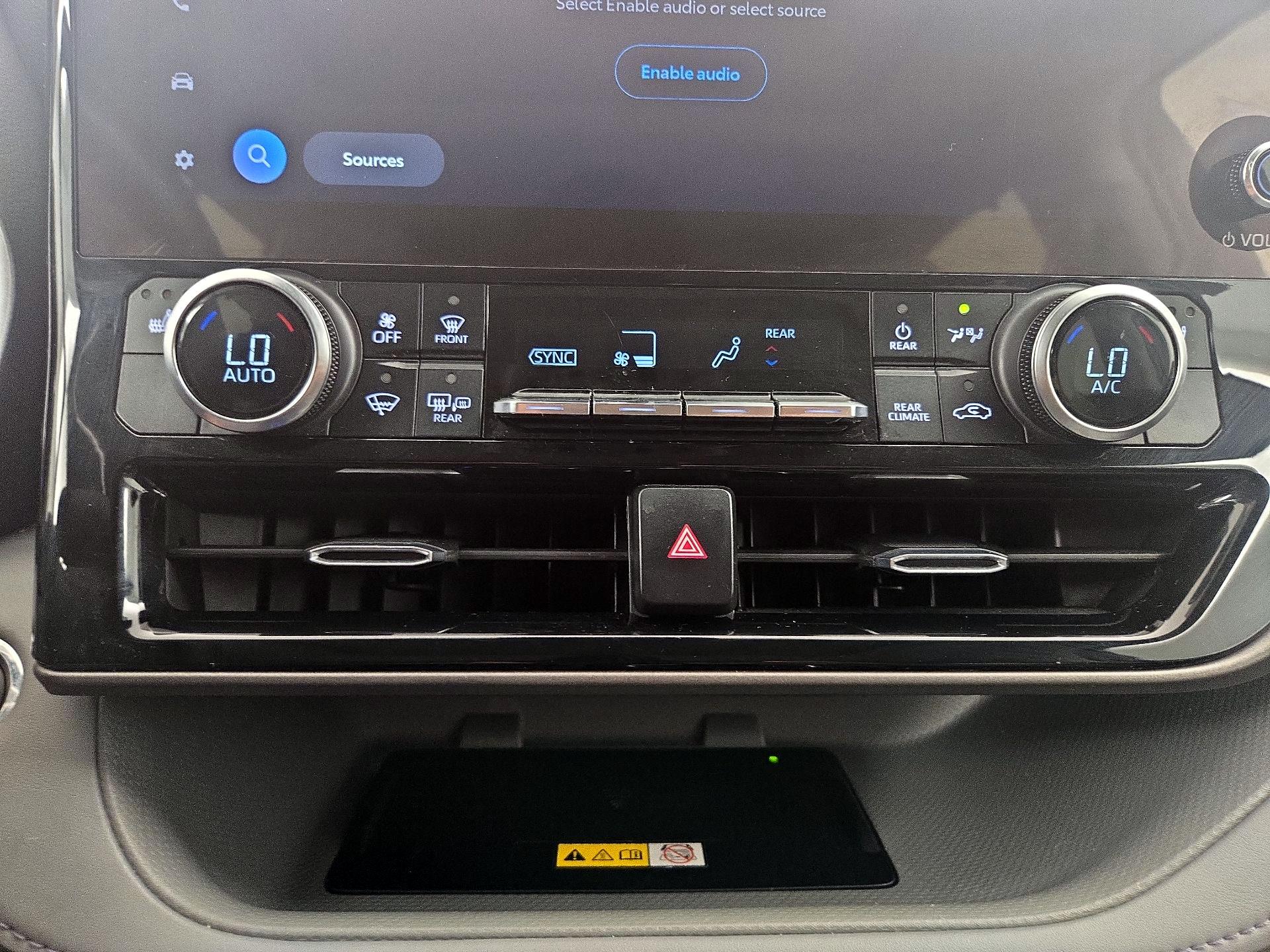 Thumbnail: 2023 Toyota Highlander - 16