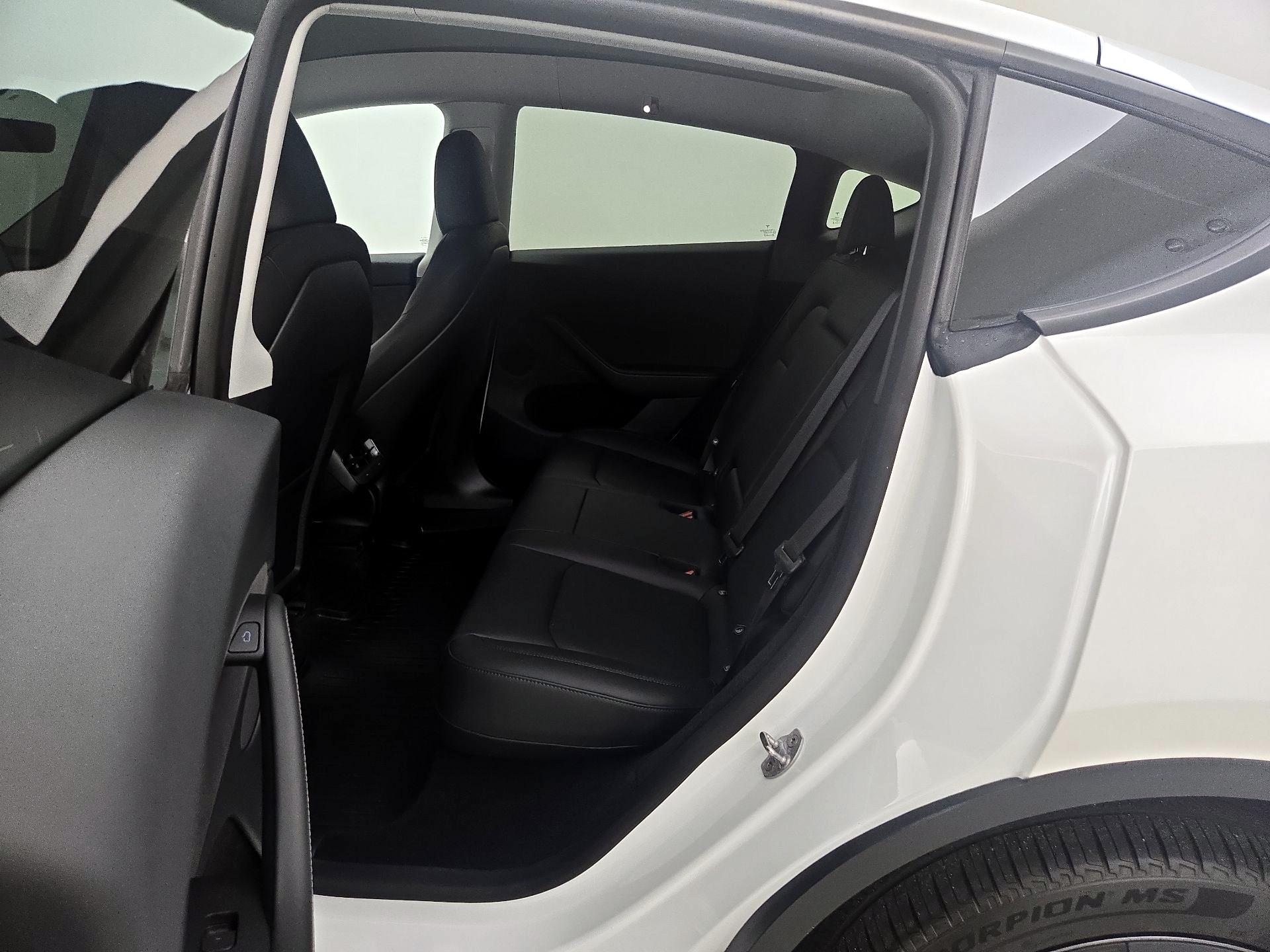 Thumbnail: 2025 Tesla Model Y - 19