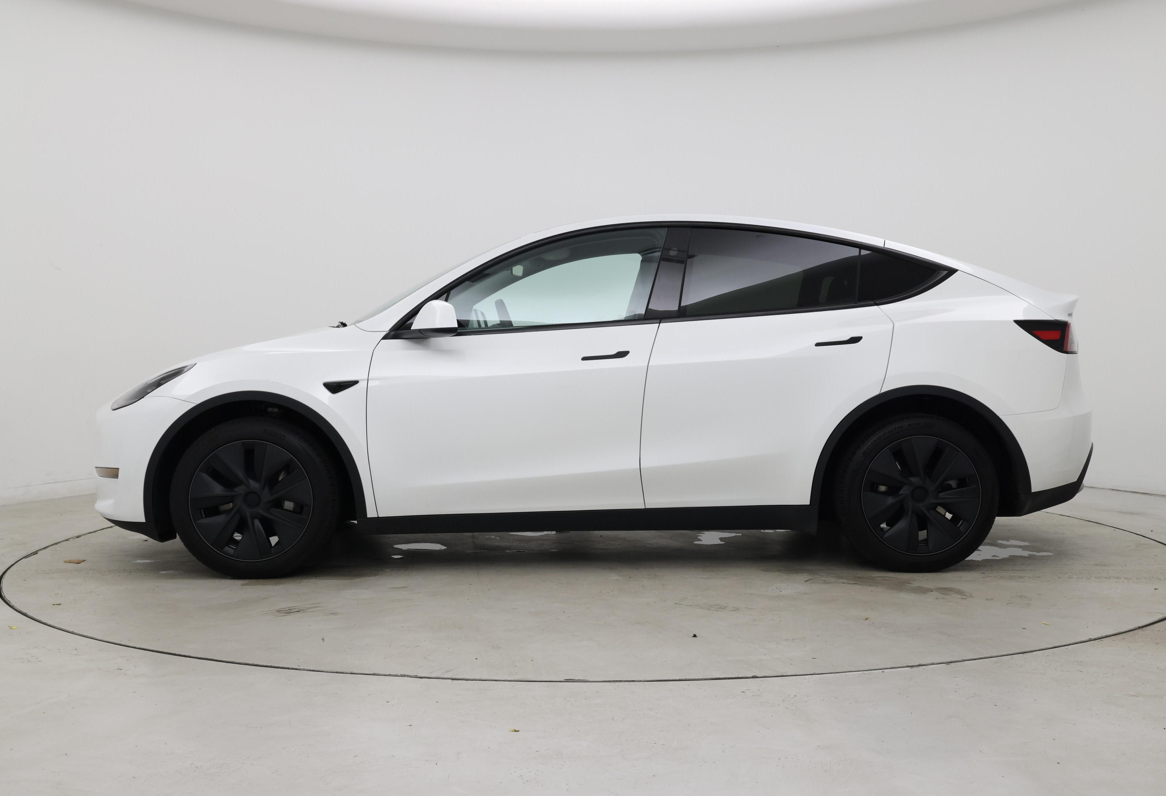 Thumbnail: 2025 Tesla Model Y - 3