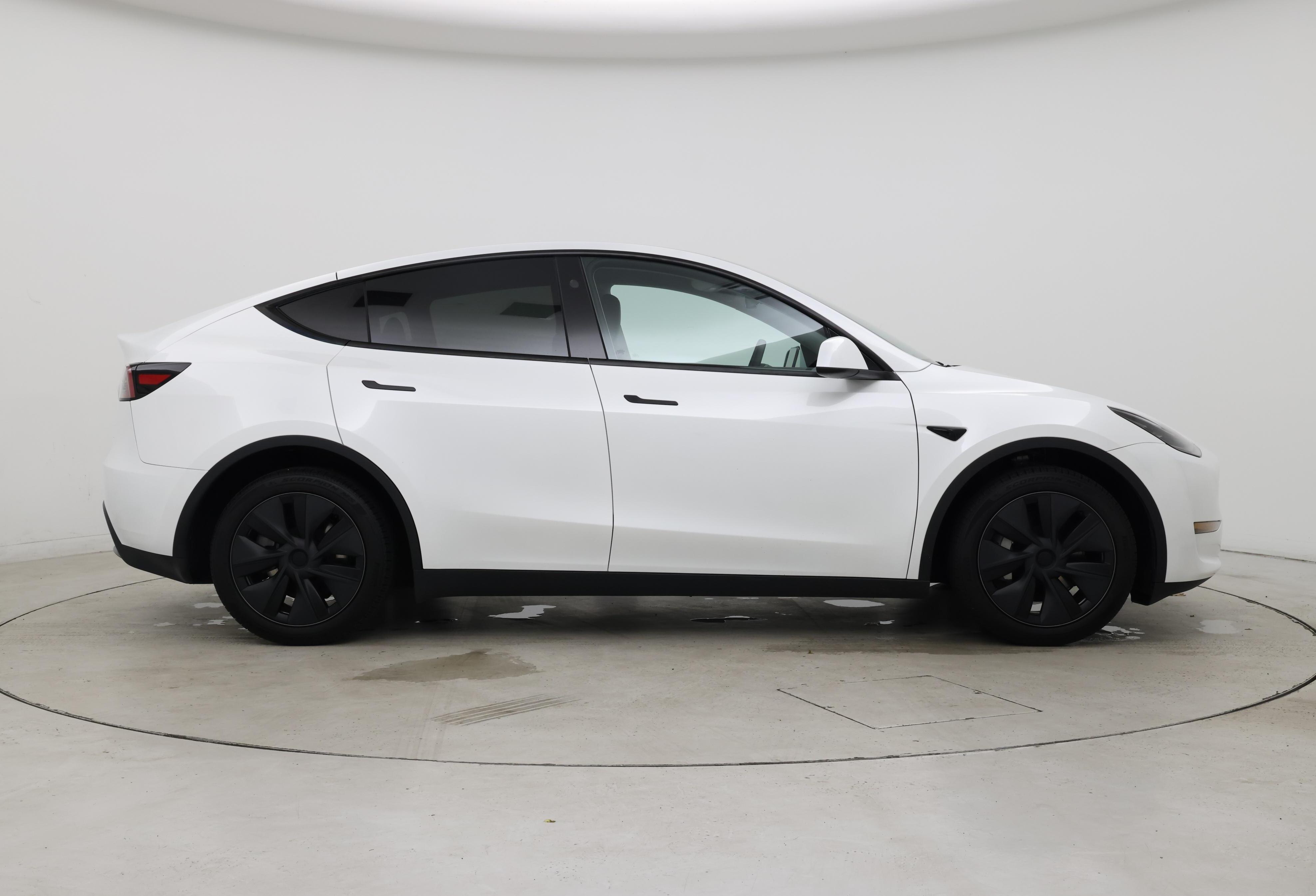Thumbnail: 2025 Tesla Model Y - 7