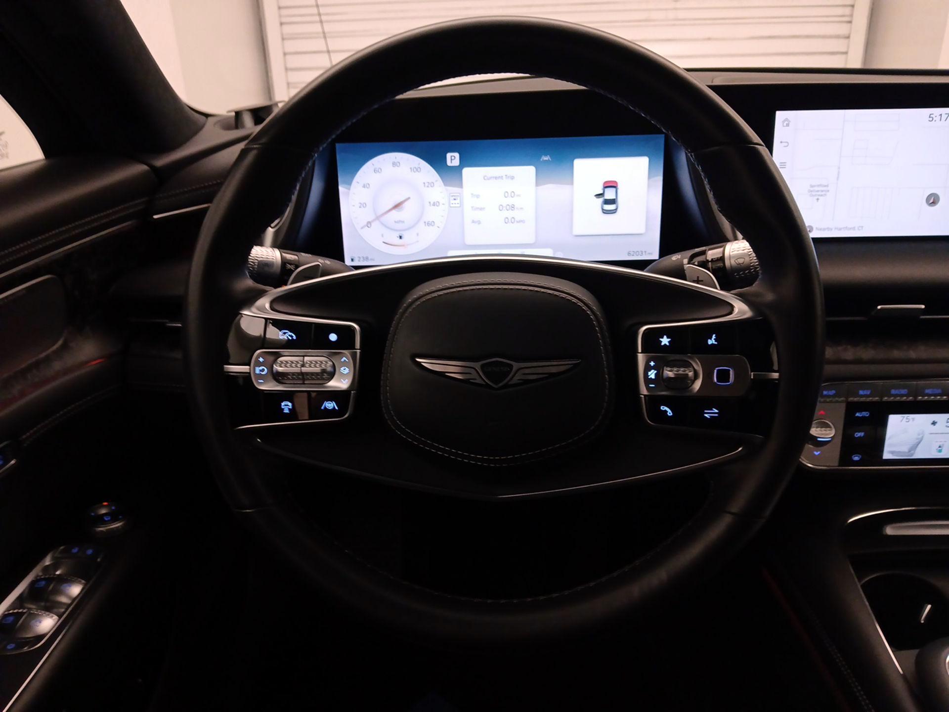 Thumbnail: 2023 Genesis G90 - 10