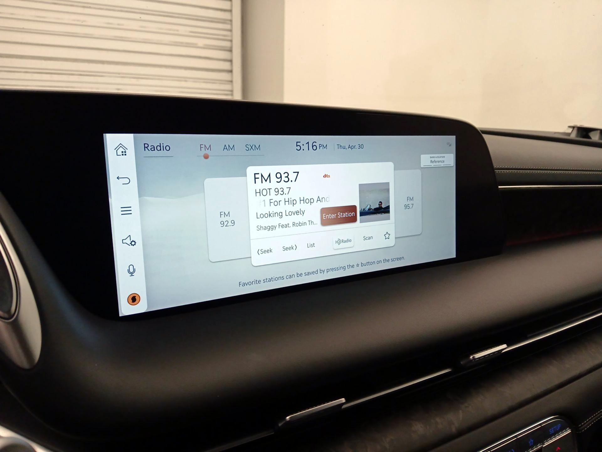 Thumbnail: 2023 Genesis G90 - 16