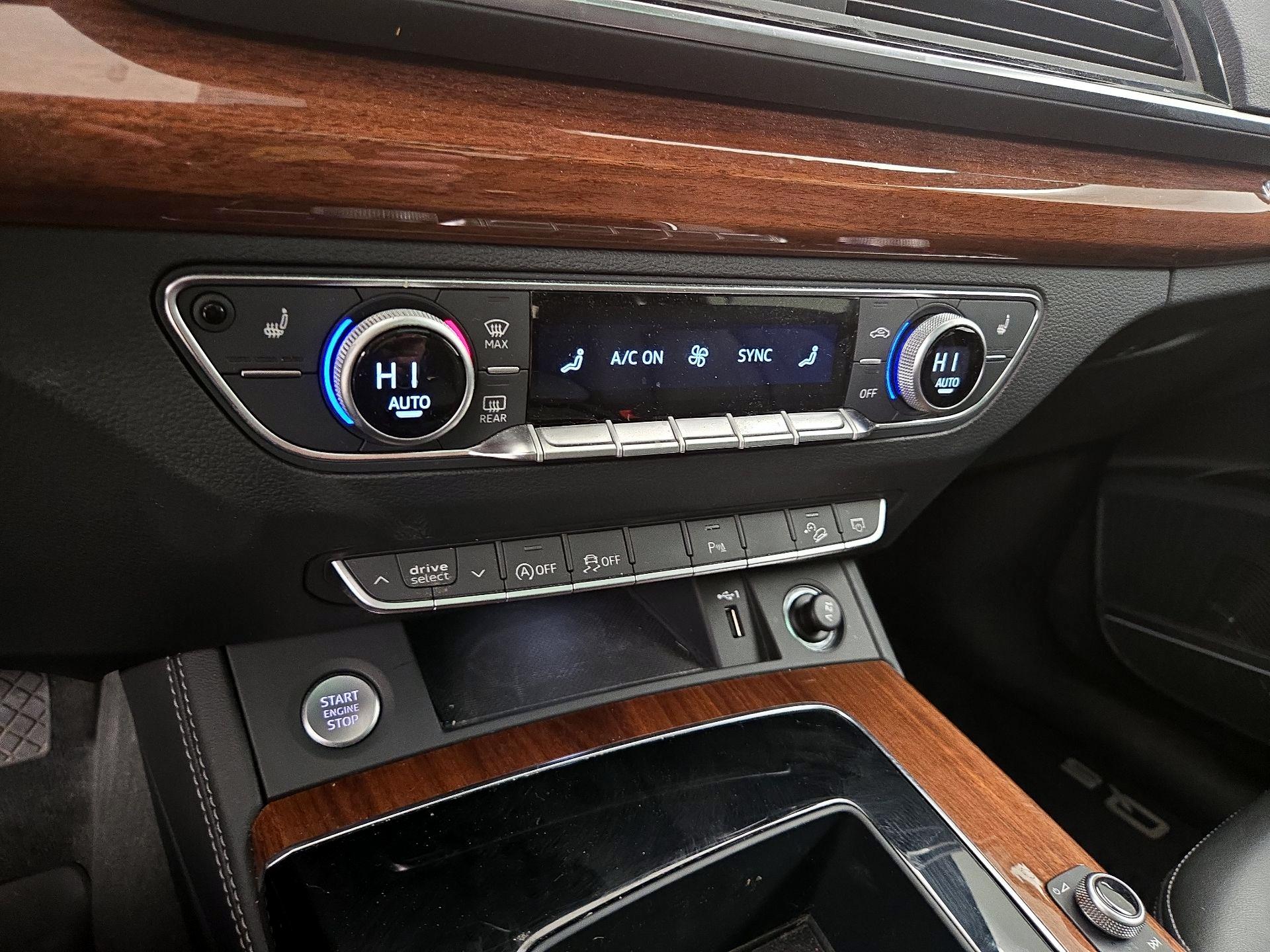 Thumbnail: 2023 Audi Q5 - 16