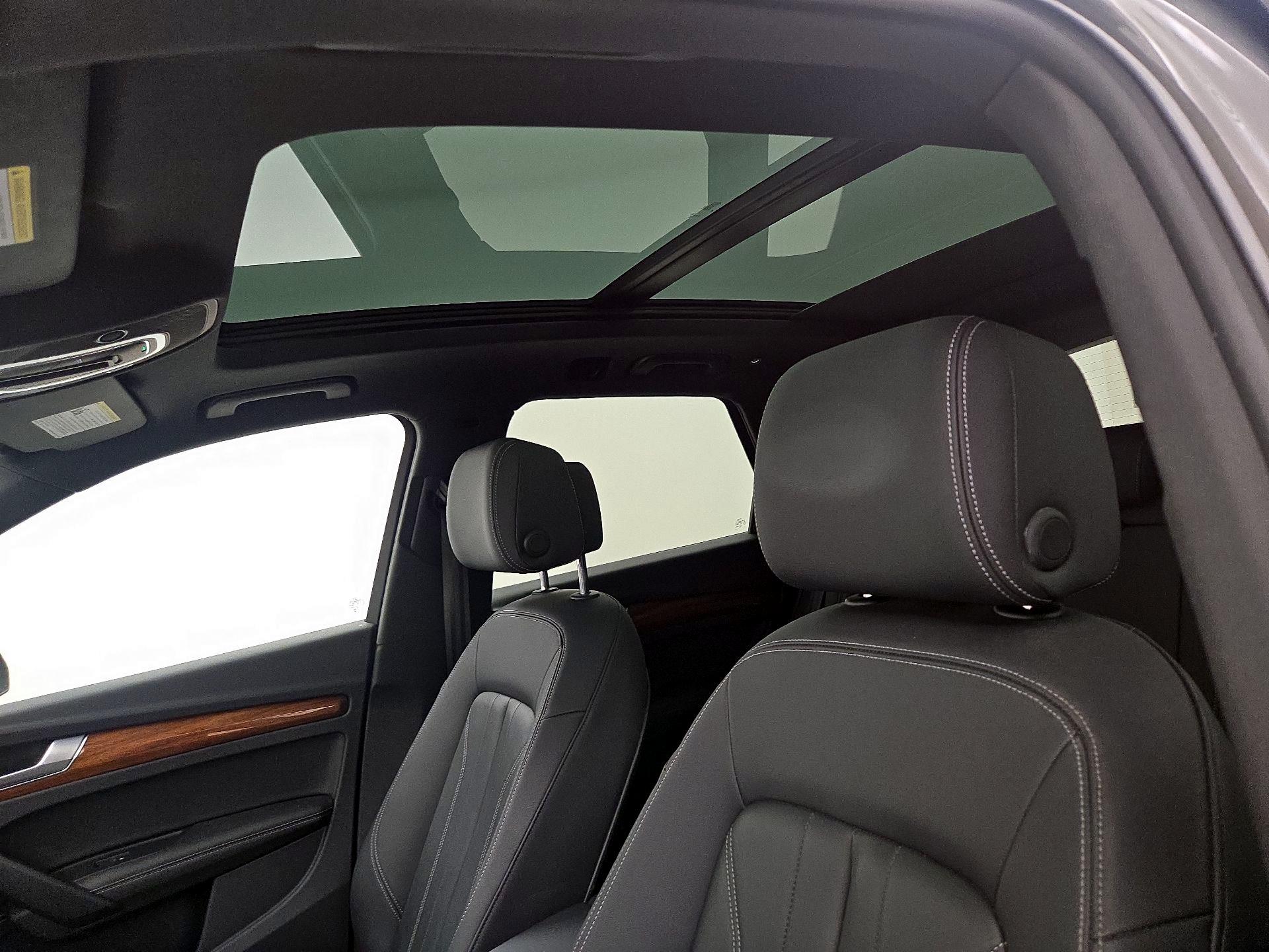 Thumbnail: 2023 Audi Q5 - 19