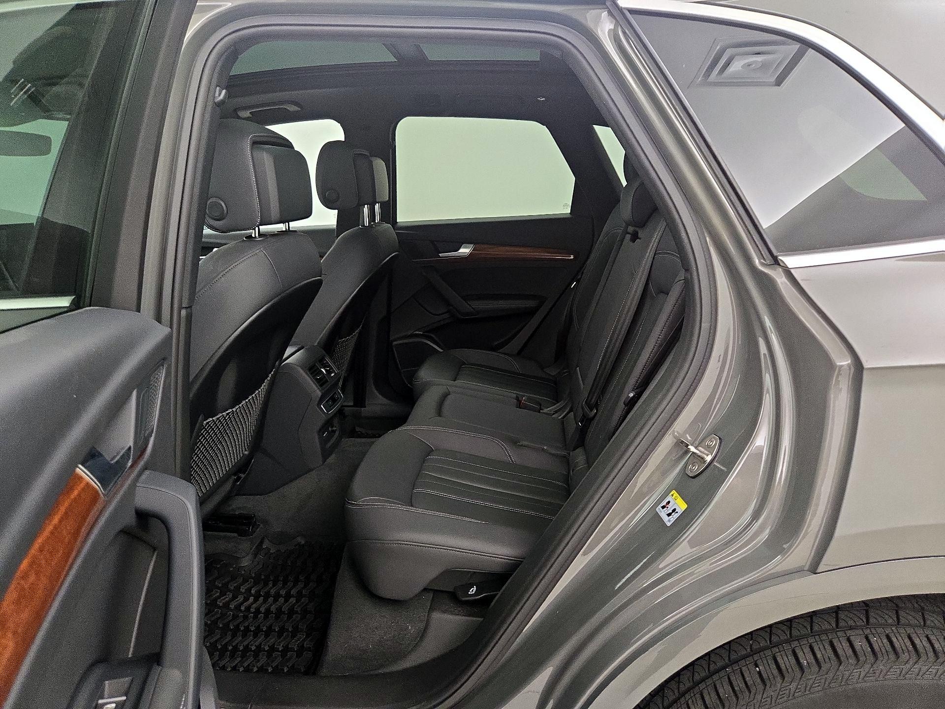 Thumbnail: 2023 Audi Q5 - 20