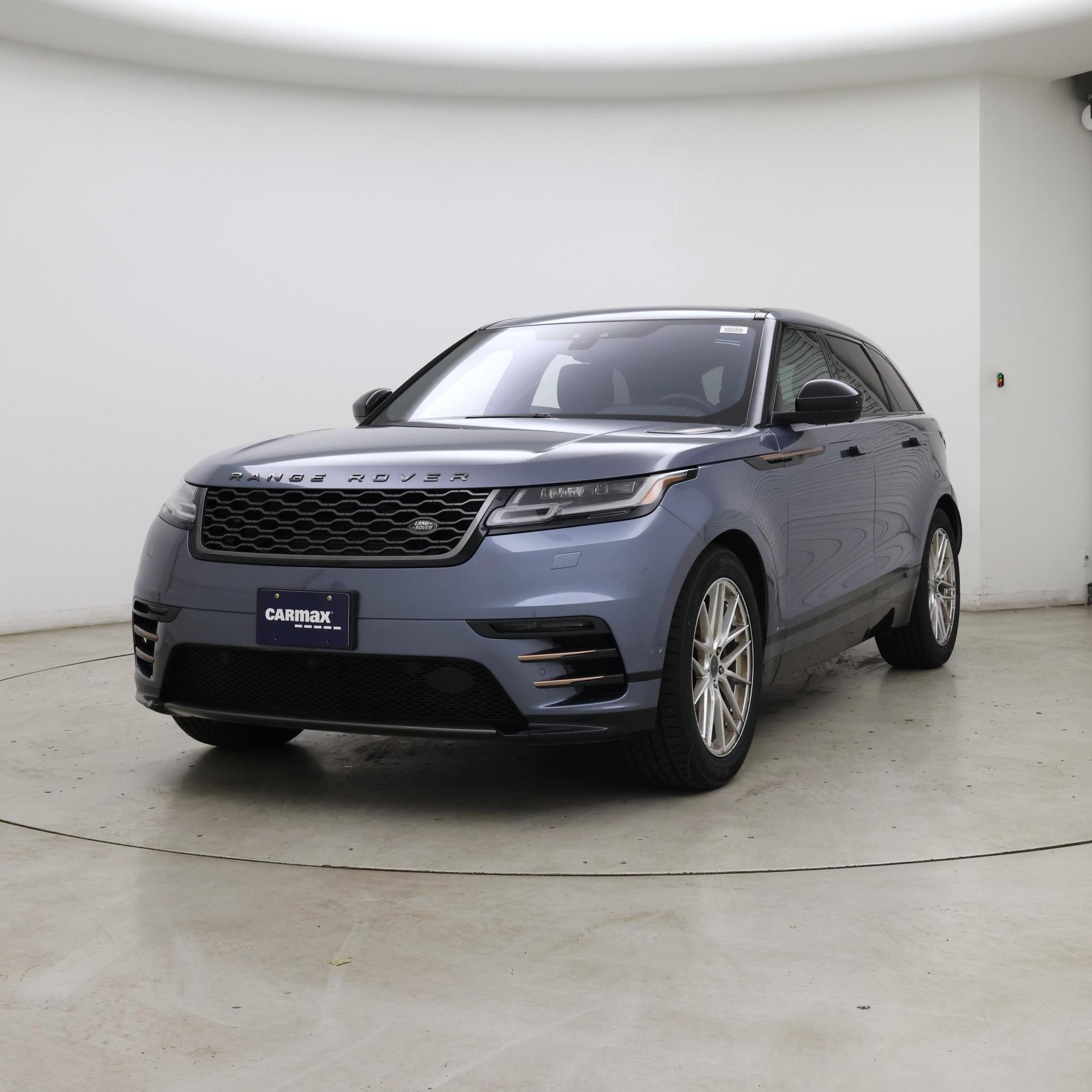 Thumbnail: 2018 Land Rover Range Rover Velar - 4