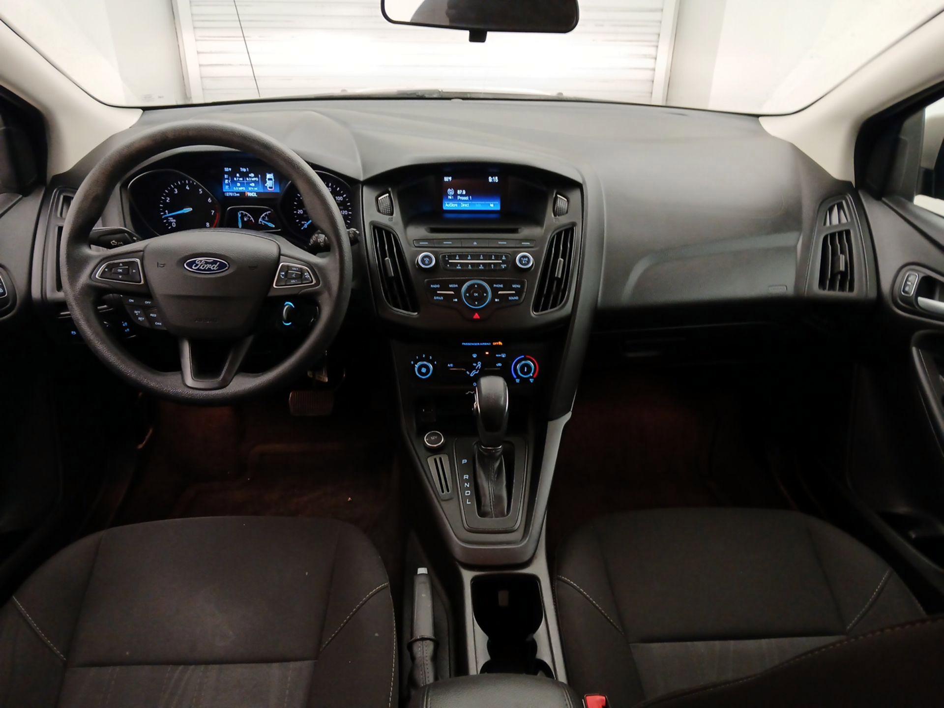 Thumbnail: 2017 Ford Focus - 9