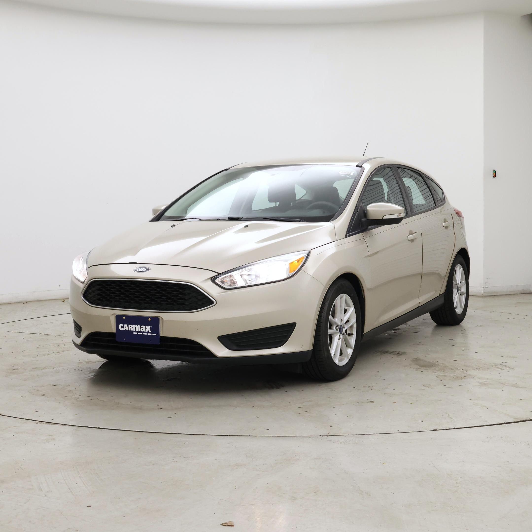 Thumbnail: 2017 Ford Focus - 4