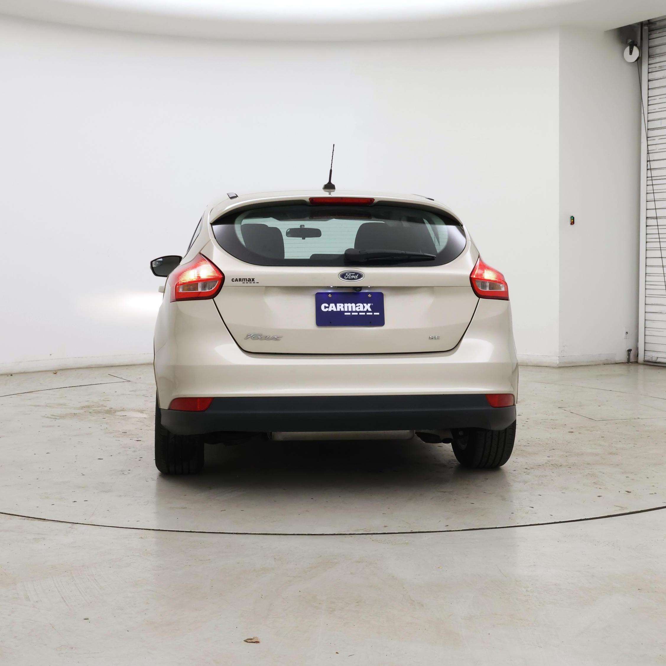 Thumbnail: 2017 Ford Focus - 6