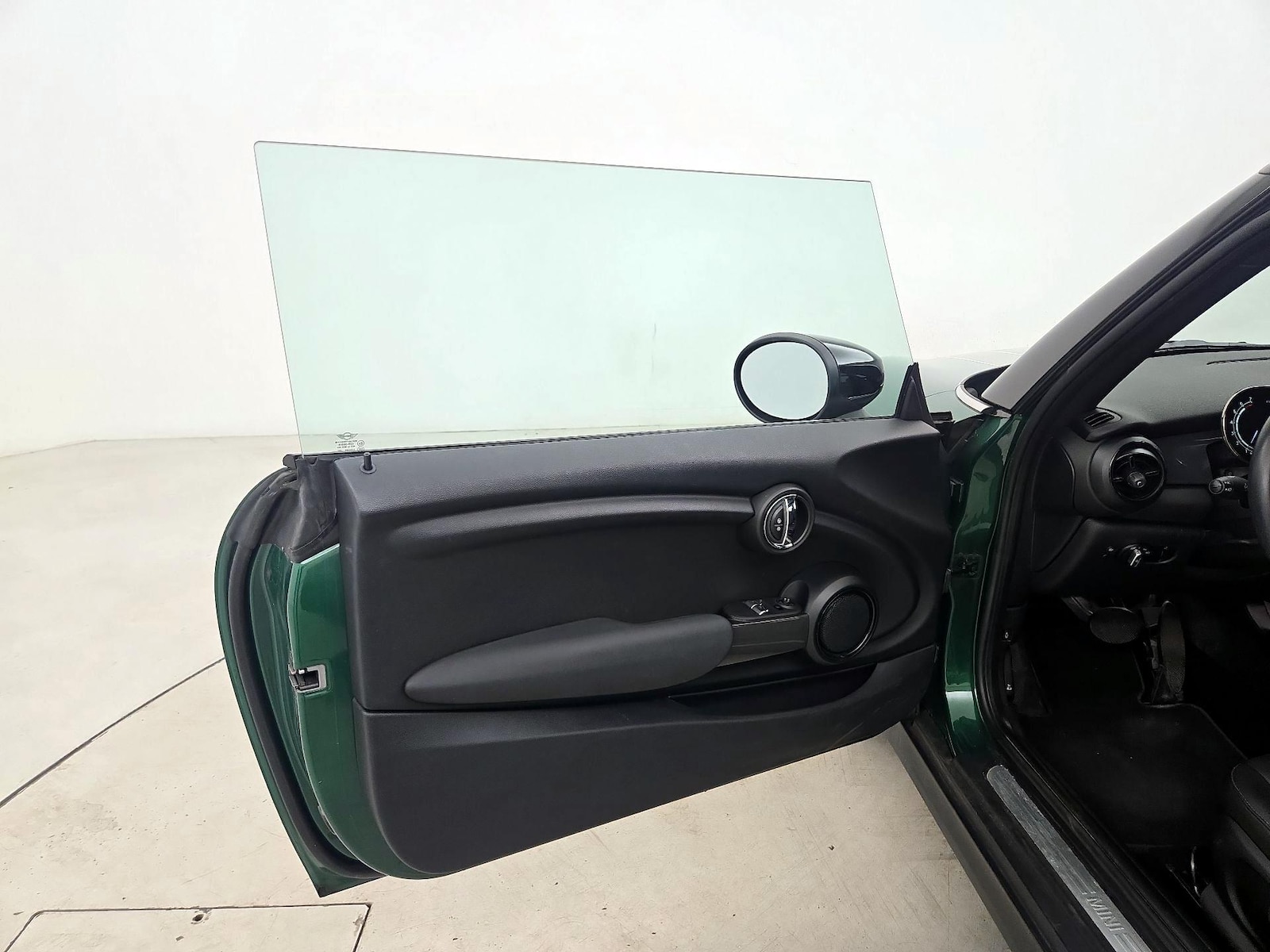 2022 MINI Hardtop 2 Door Oxford Edition - Photo 13