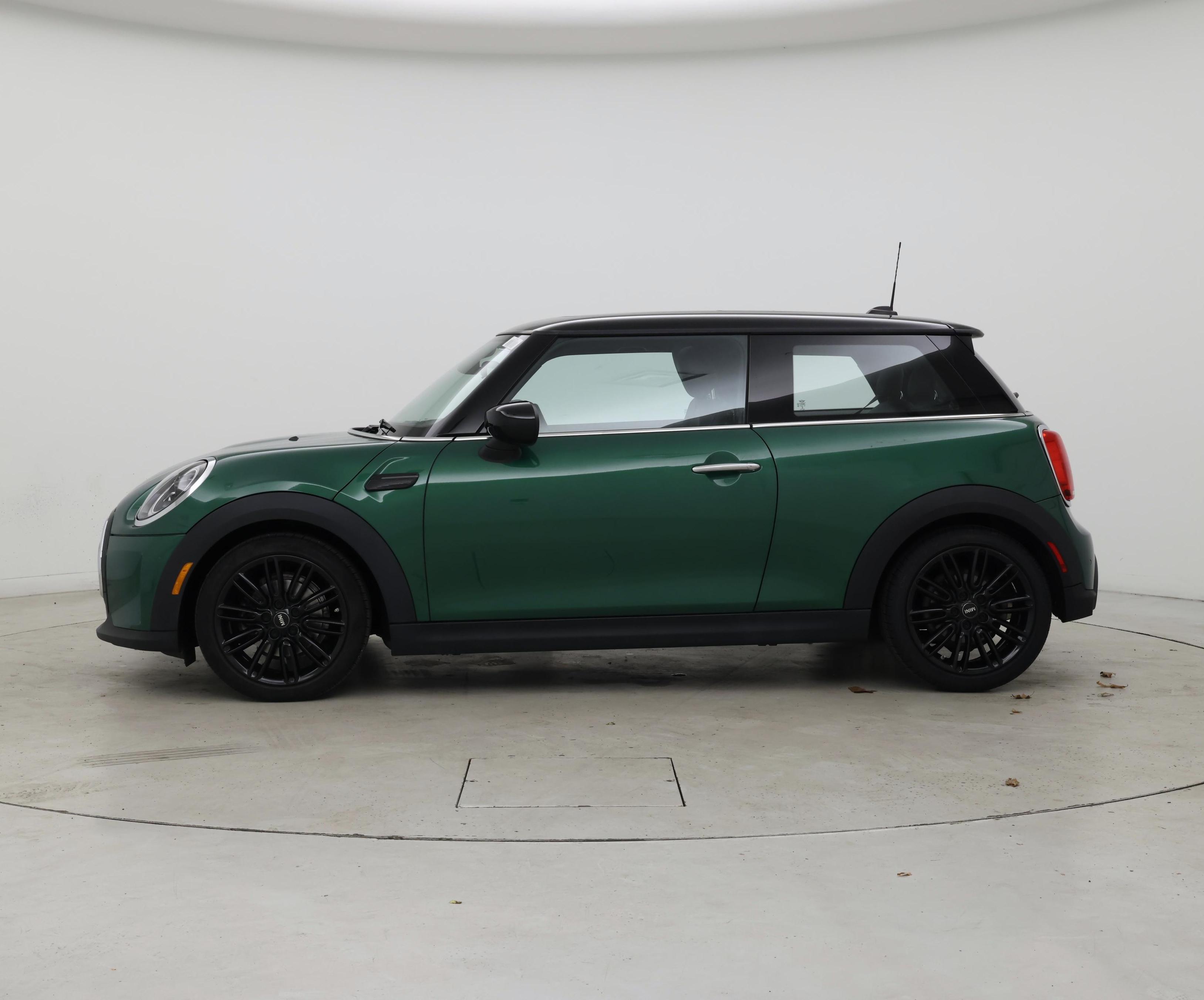 Thumbnail: 2022 MINI Cooper Hardtop - 3