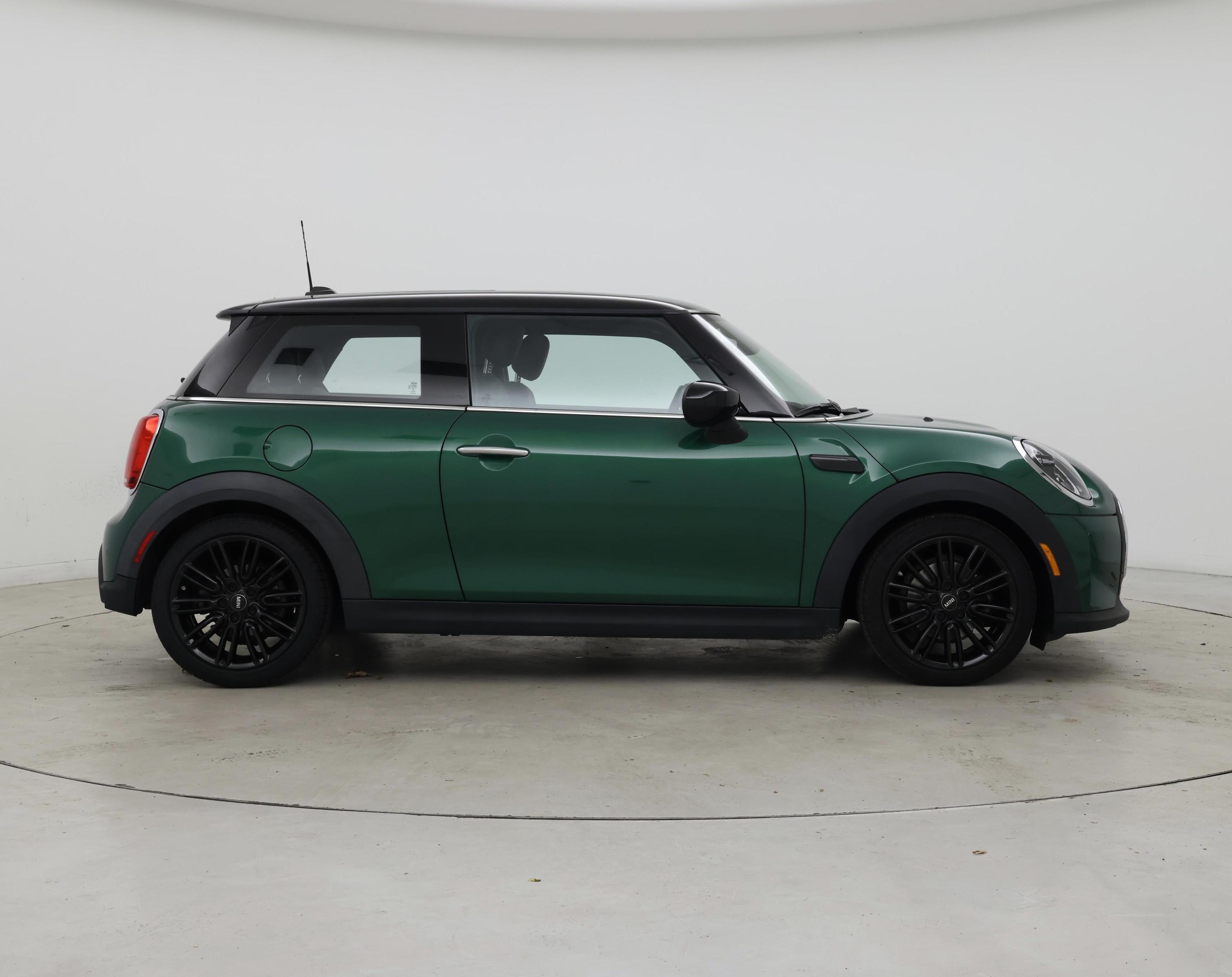 Thumbnail: 2022 MINI Cooper Hardtop - 7