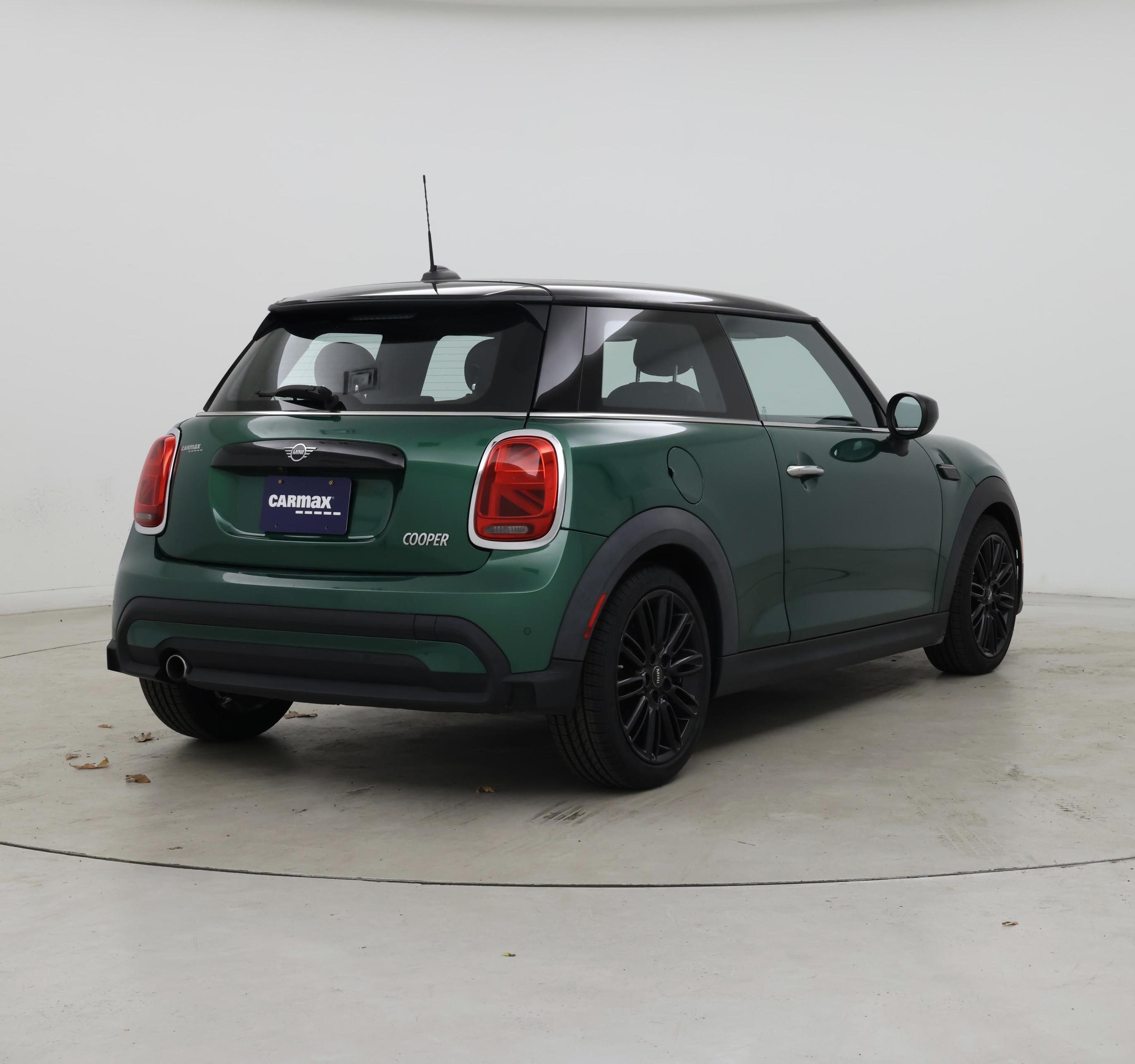 Thumbnail: 2022 MINI Cooper Hardtop - 8