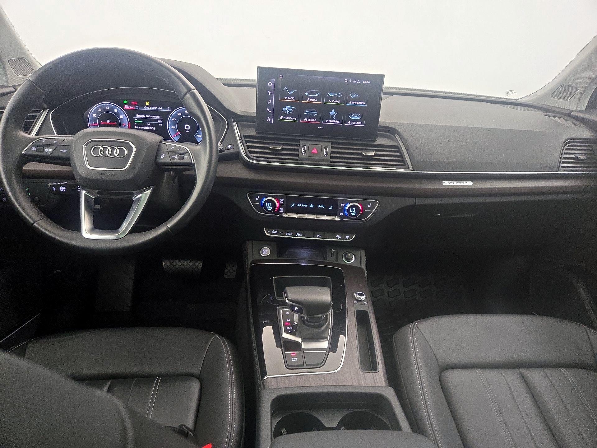 Thumbnail: 2023 Audi Q5 - 9