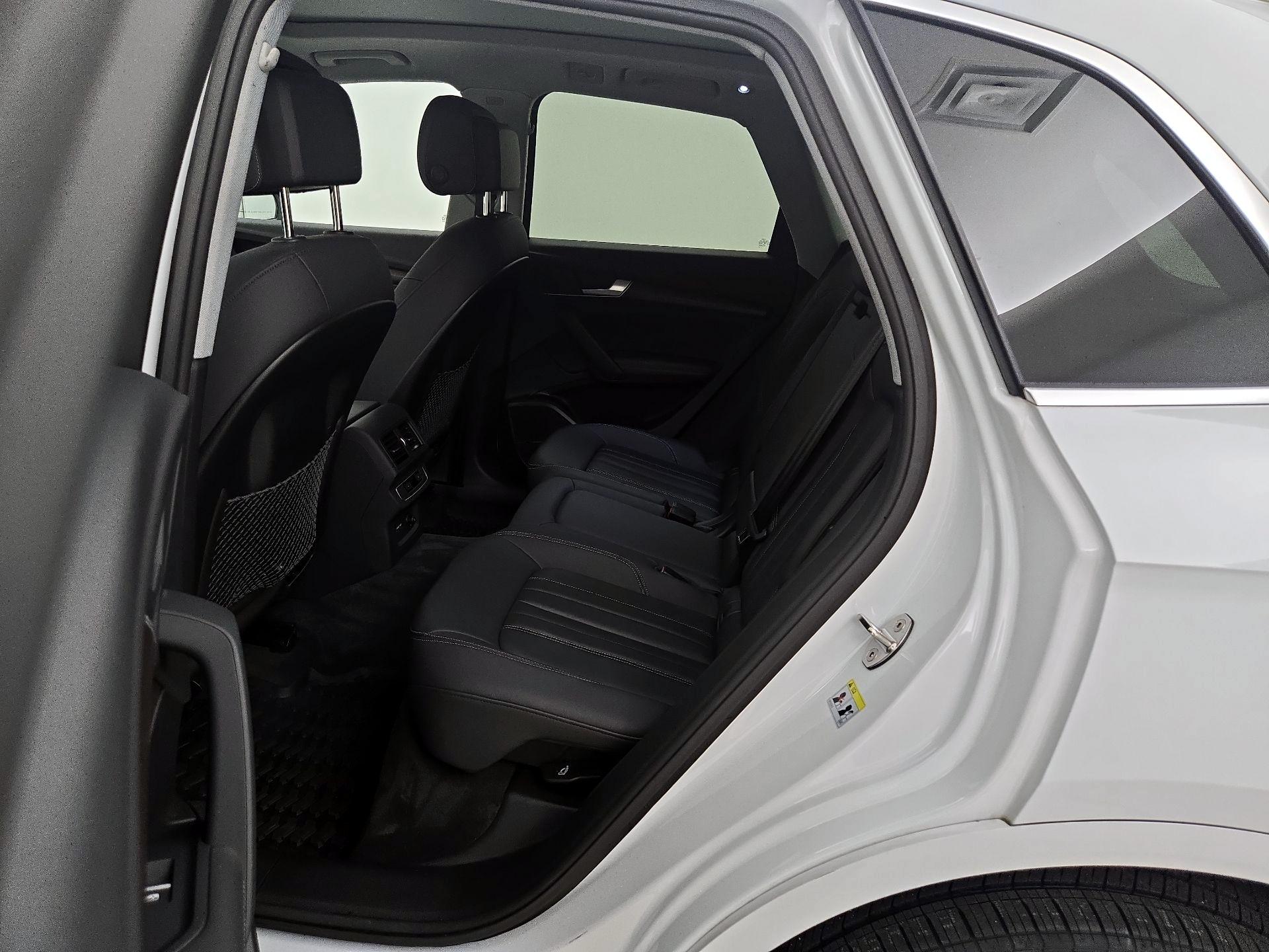 Thumbnail: 2023 Audi Q5 - 20