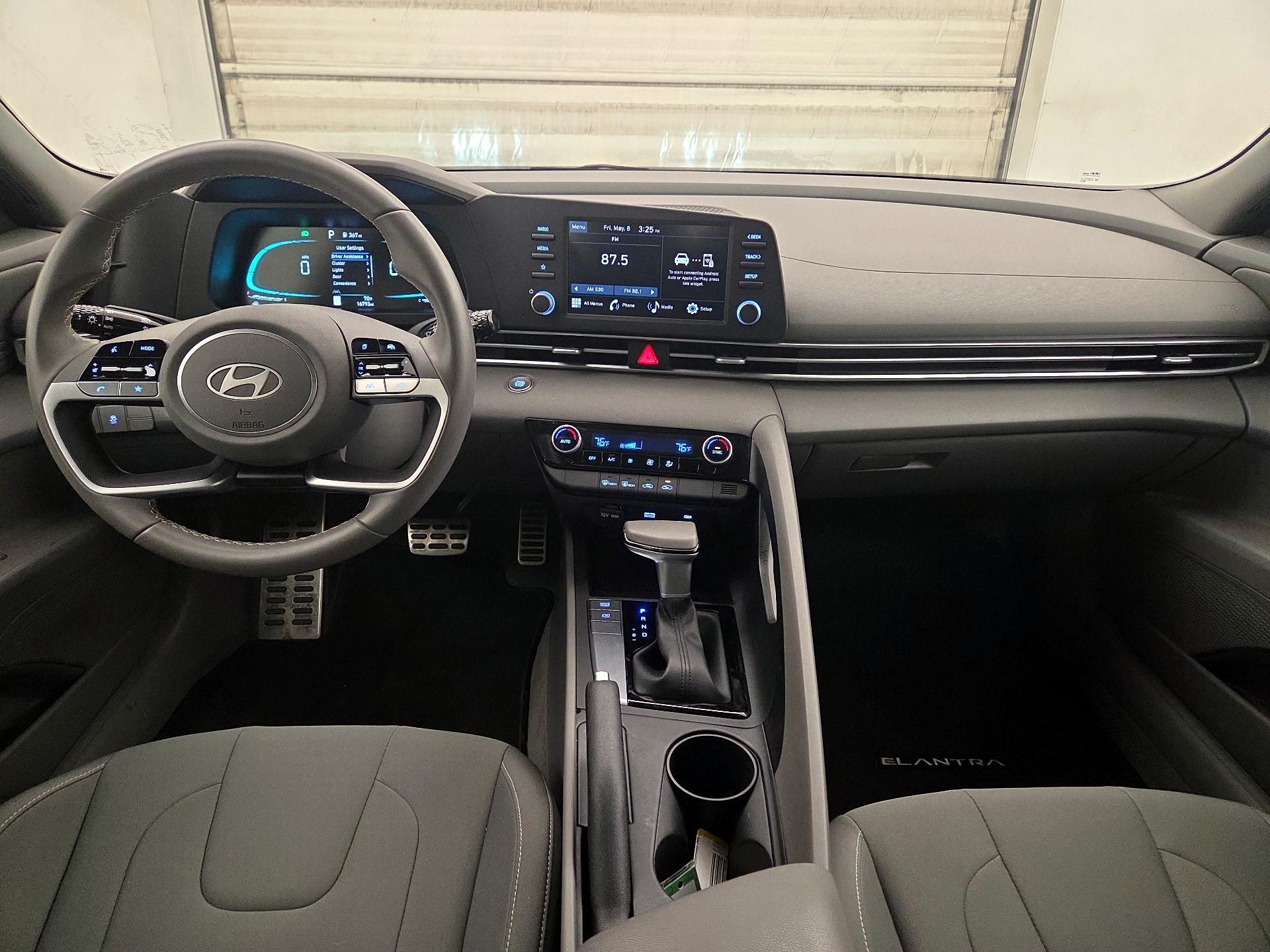 Thumbnail: 2025 Hyundai Elantra - 9