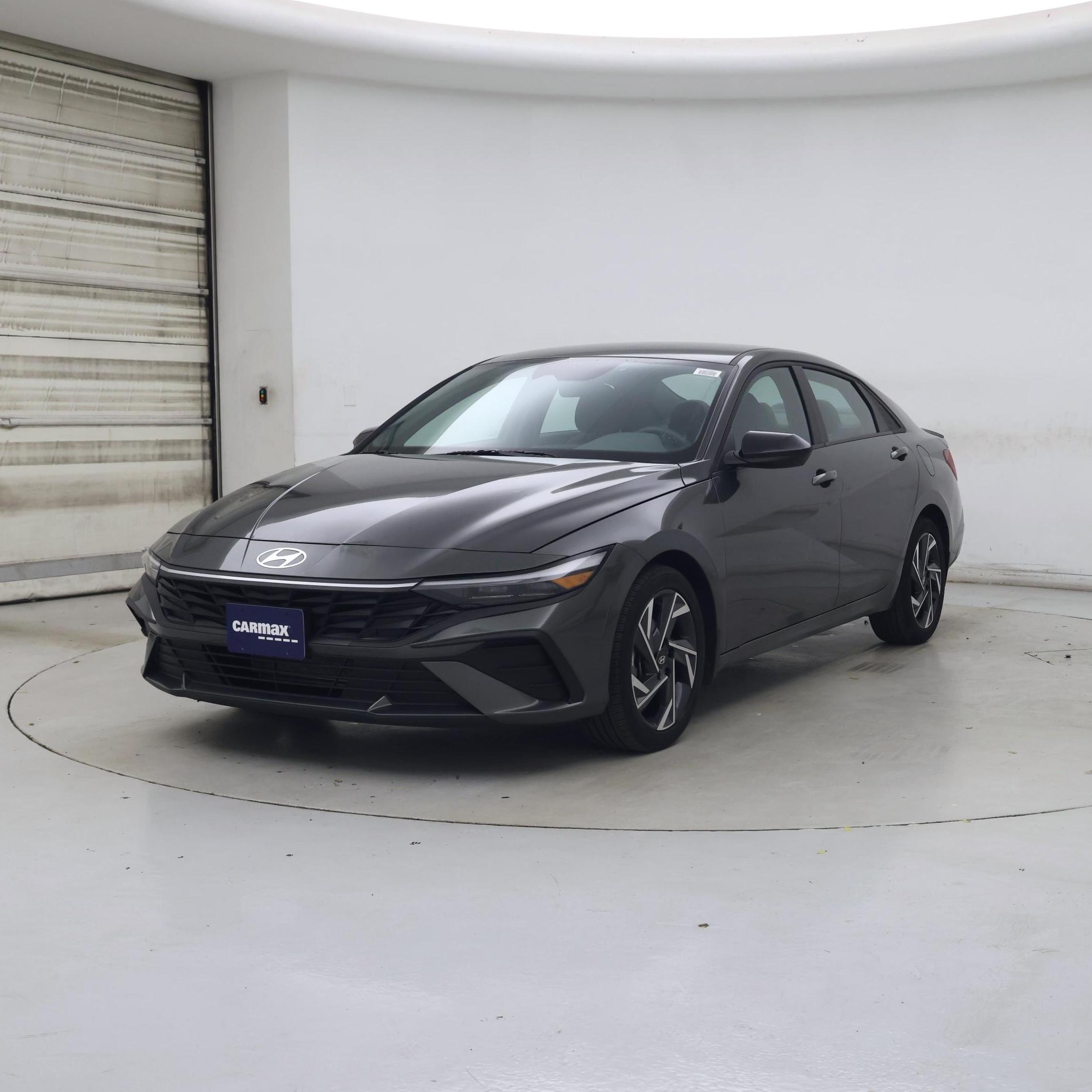 Thumbnail: 2025 Hyundai Elantra - 4