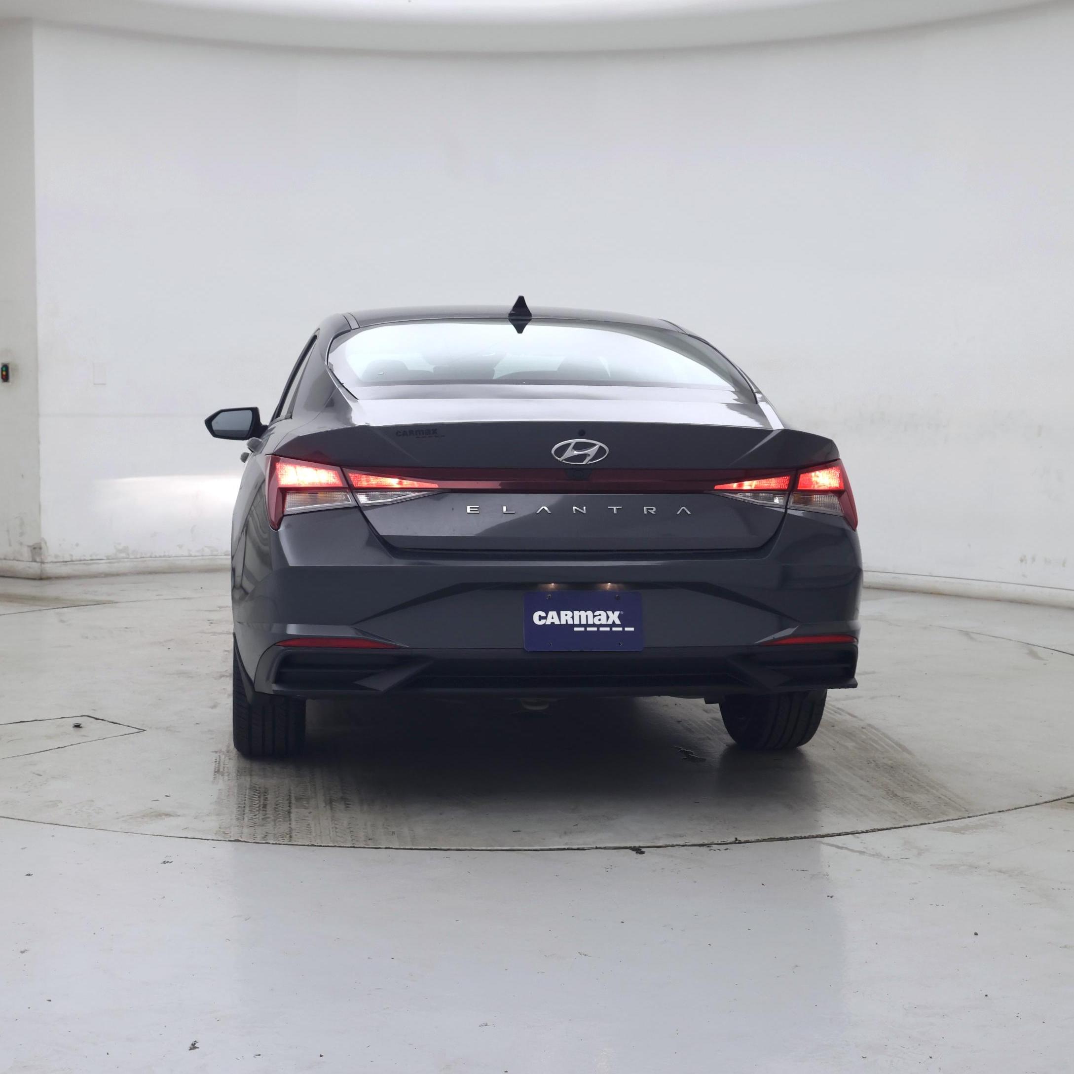 Thumbnail: 2023 Hyundai Elantra - 6