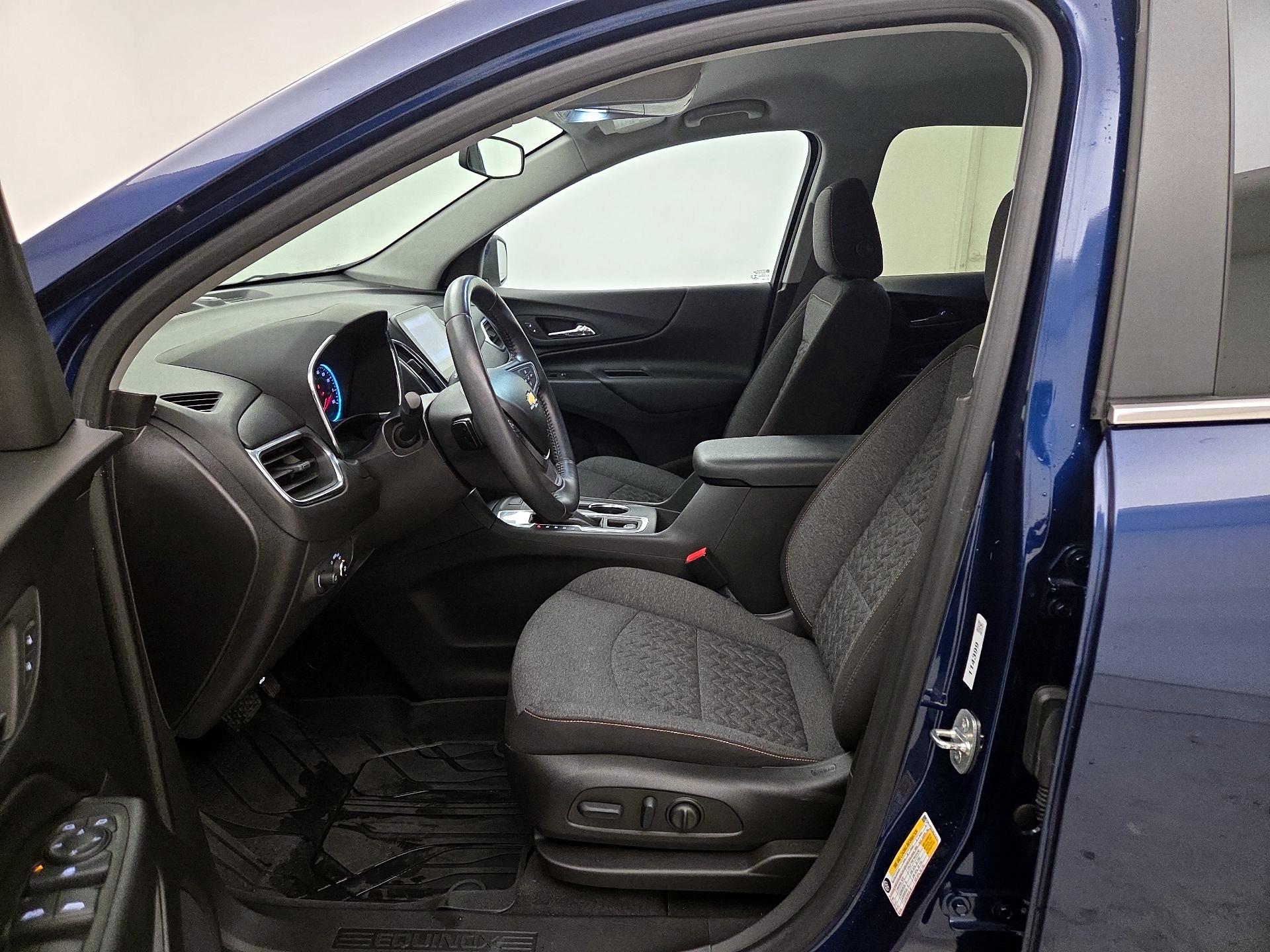 Thumbnail: 2022 Chevrolet Equinox - 11