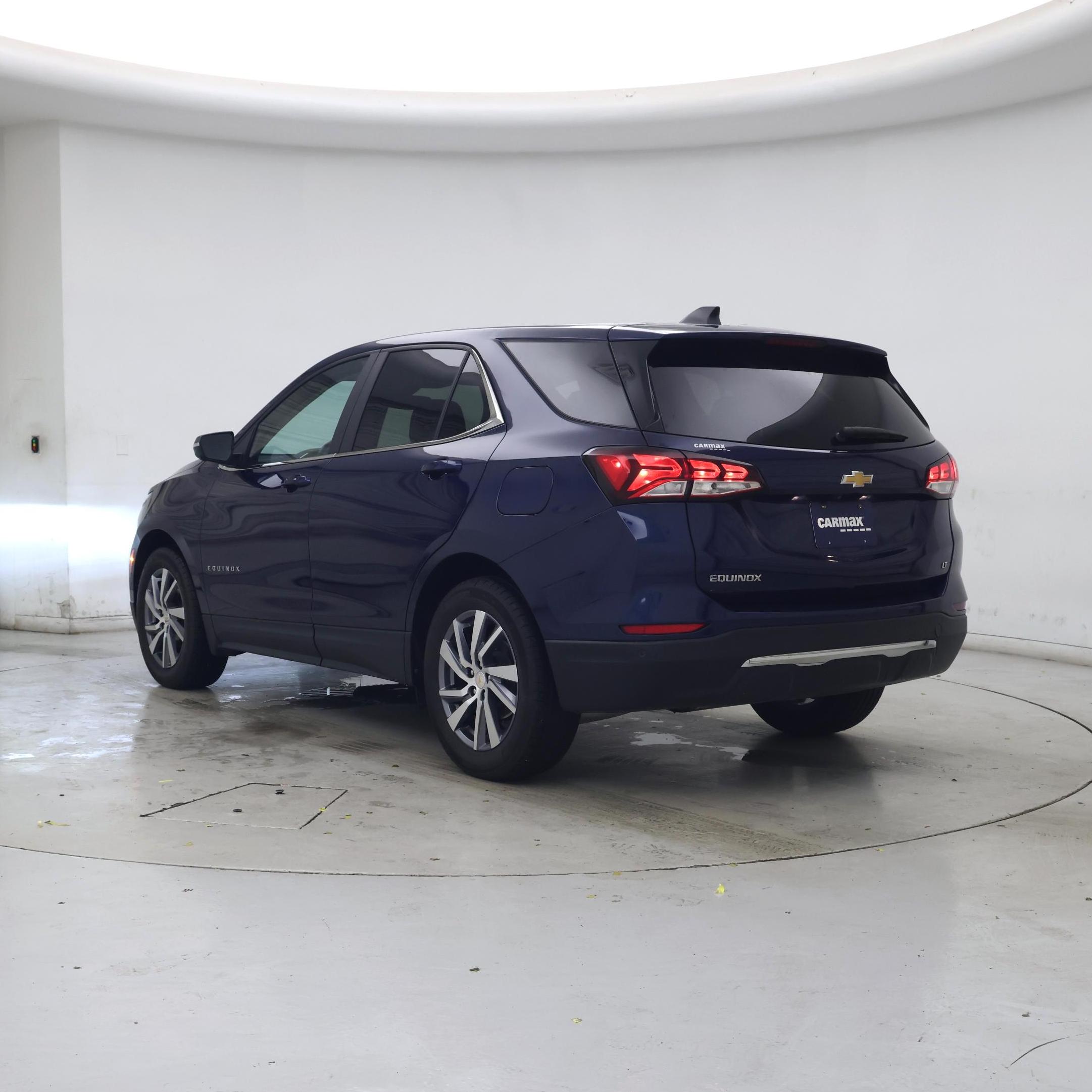 Thumbnail: 2022 Chevrolet Equinox - 2
