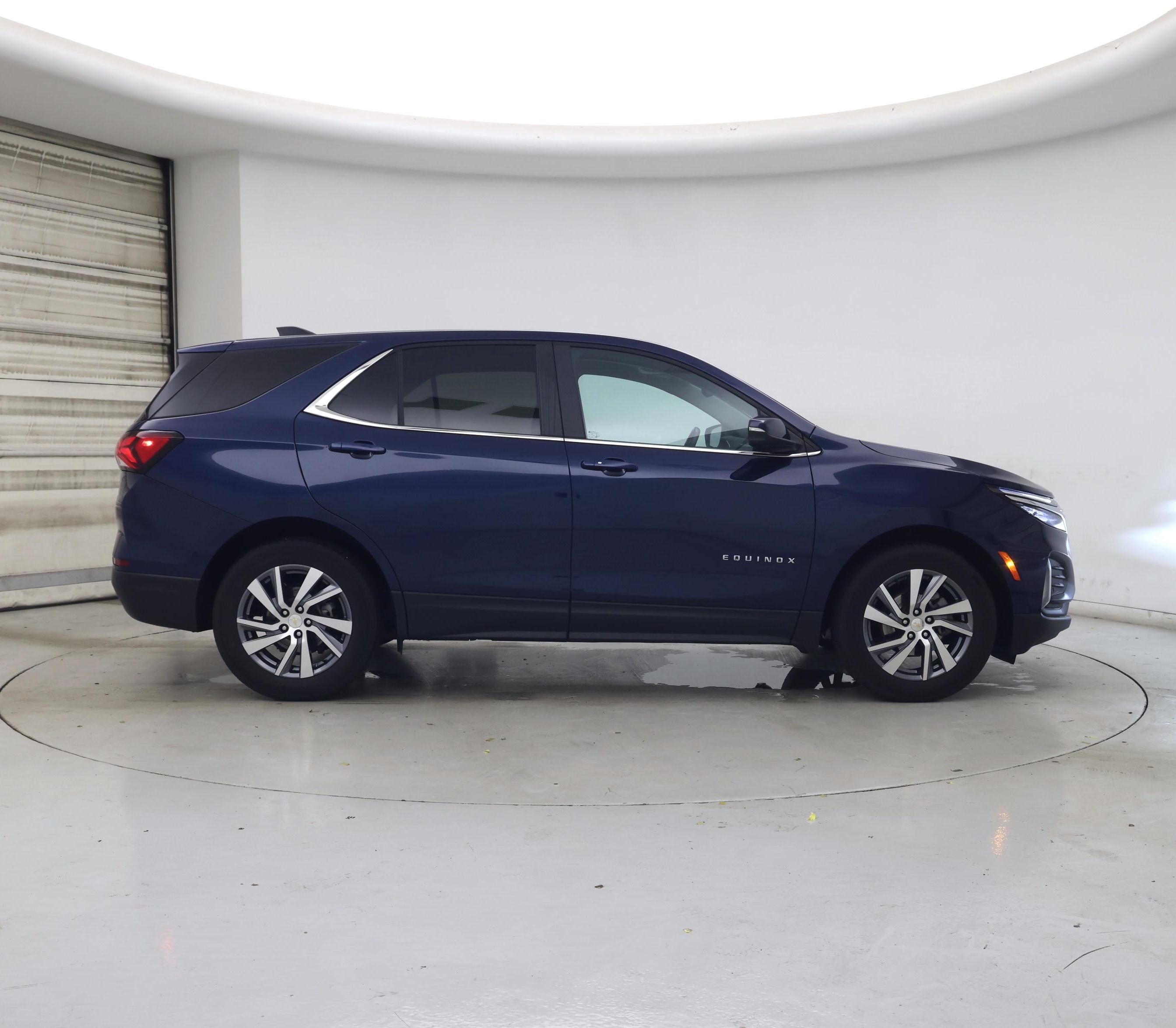 Thumbnail: 2022 Chevrolet Equinox - 7