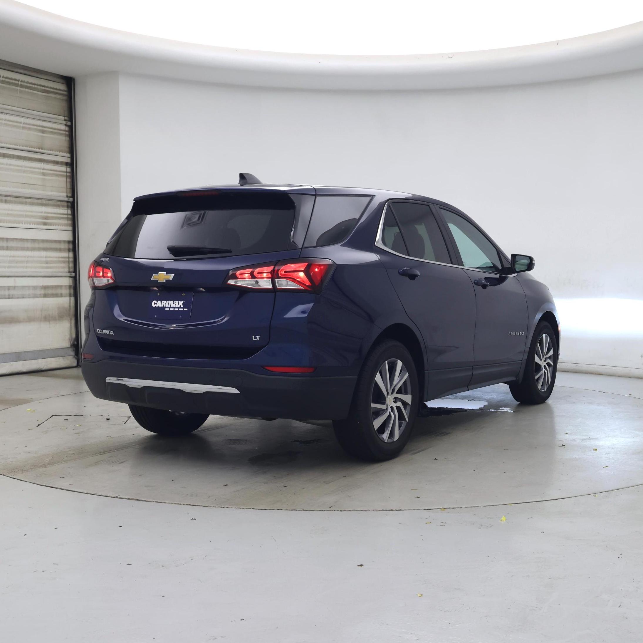 Thumbnail: 2022 Chevrolet Equinox - 8