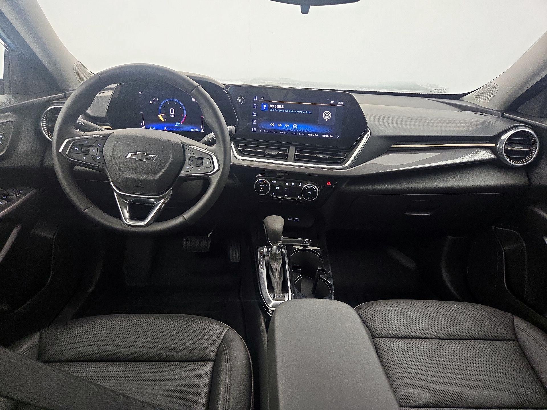Thumbnail: 2025 Chevrolet Trax - 9