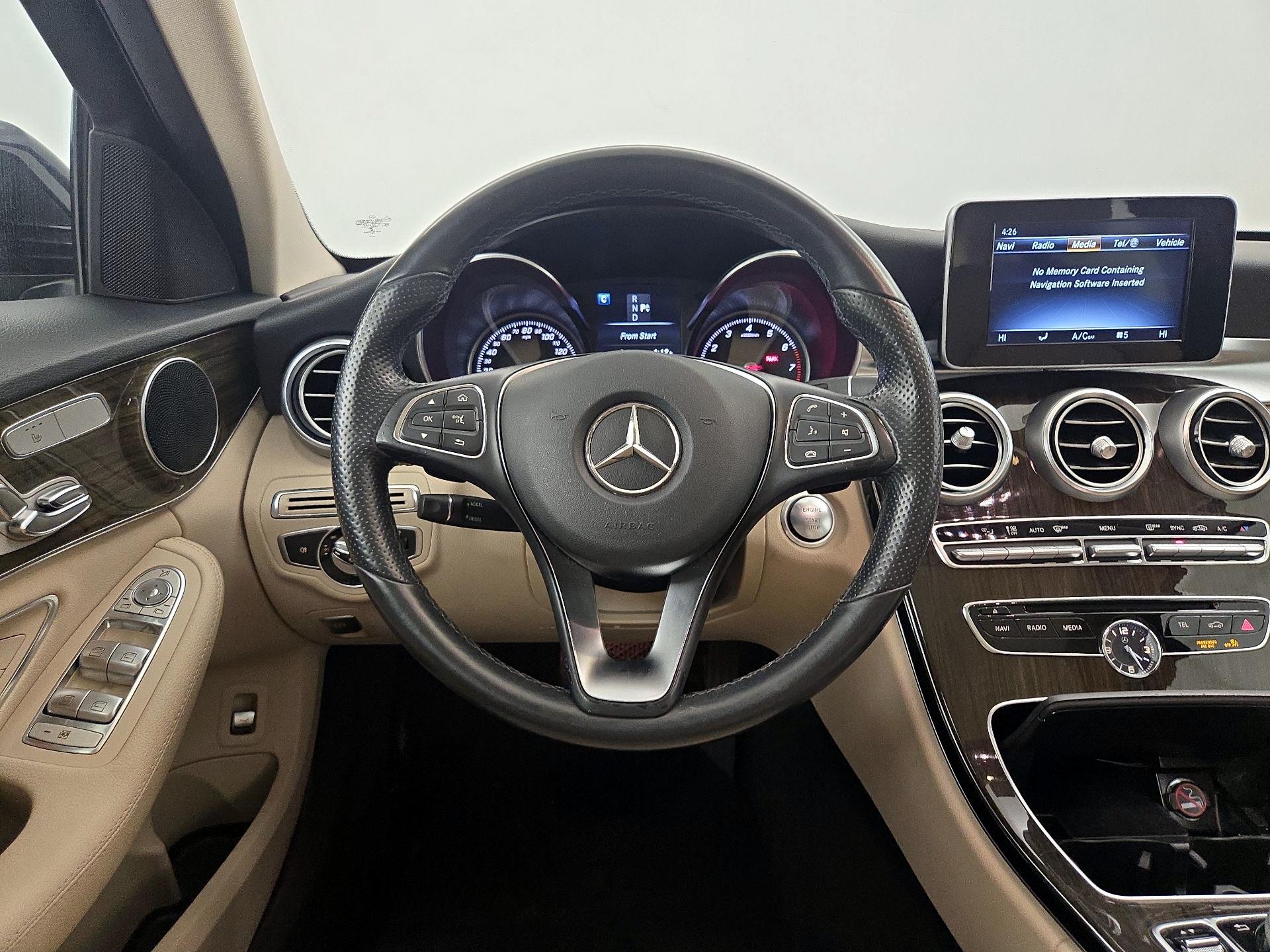 Thumbnail: 2016 Mercedes-Benz C-Class - 10