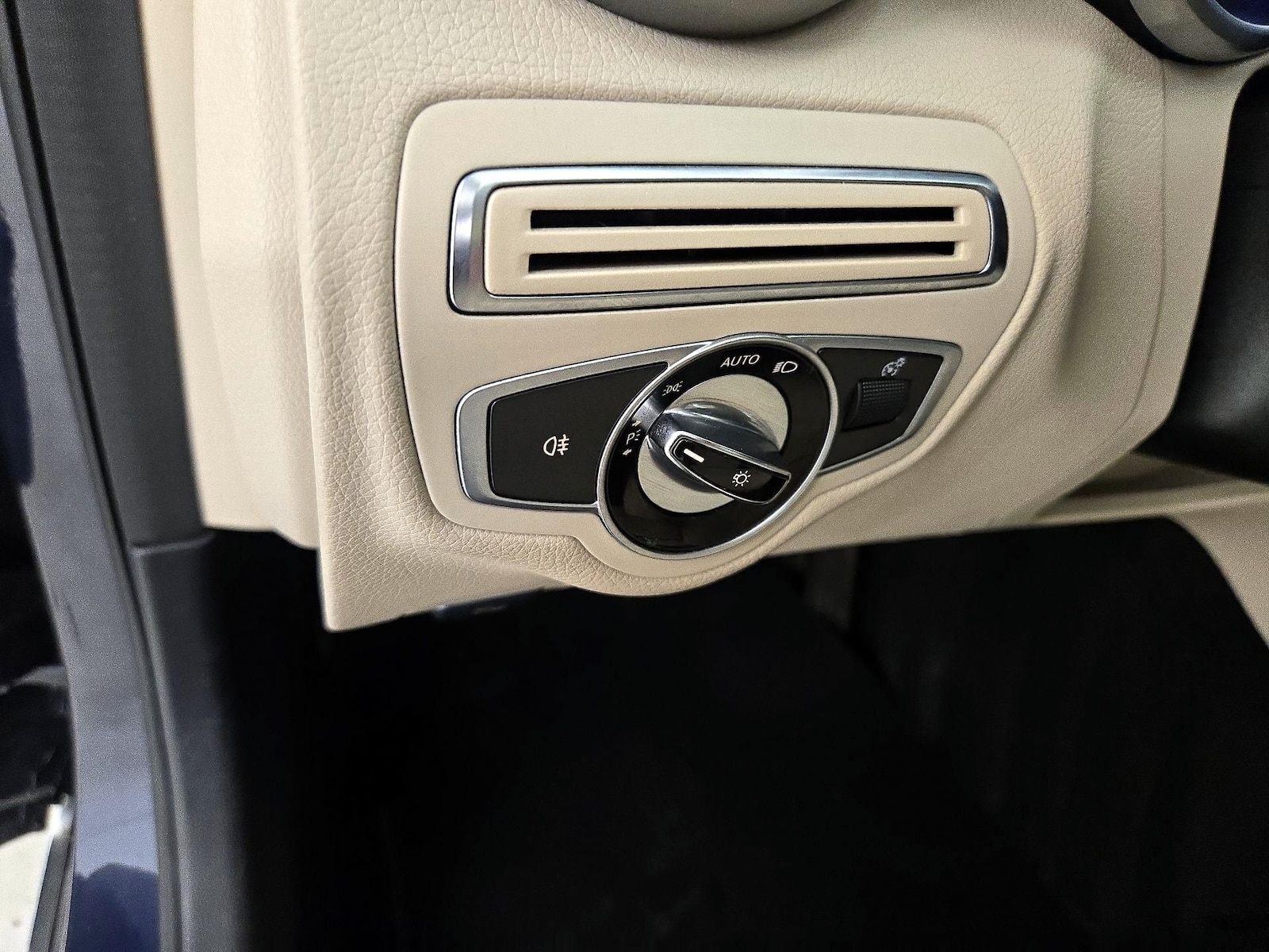 2016 Mercedes-Benz C-Class C300 - Photo 14