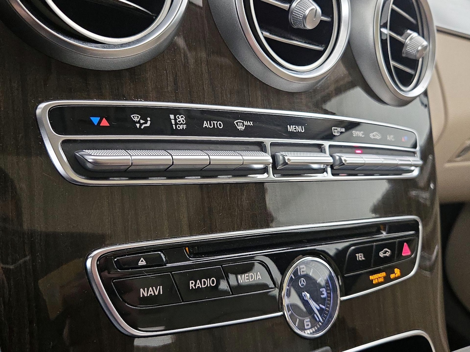 2016 Mercedes-Benz C-Class C300 - Photo 17