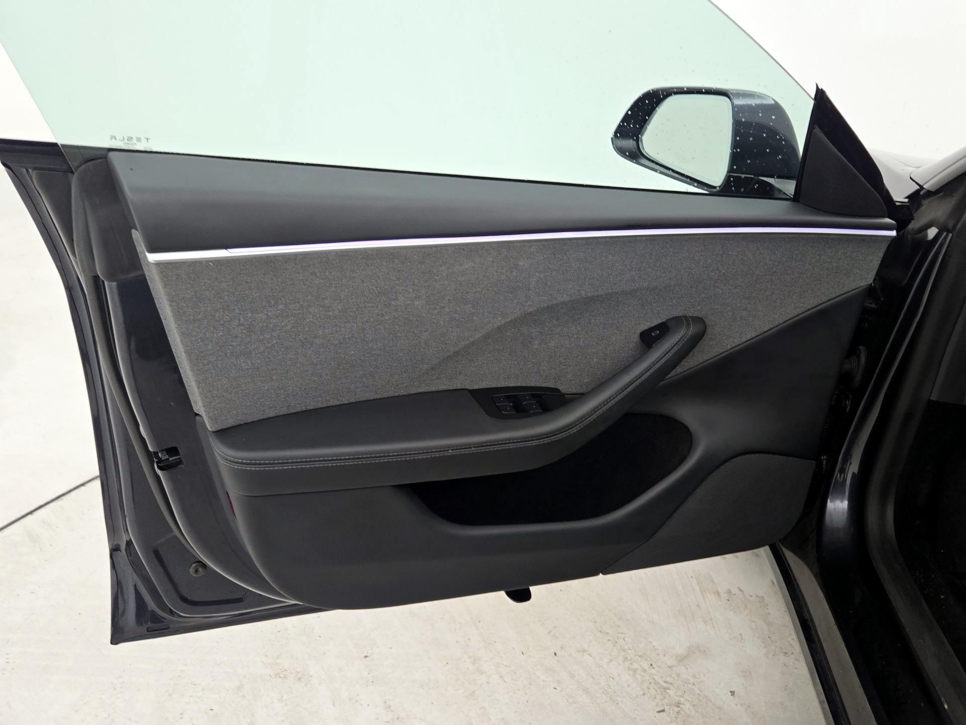 Thumbnail: 2024 Tesla Model 3 - 12