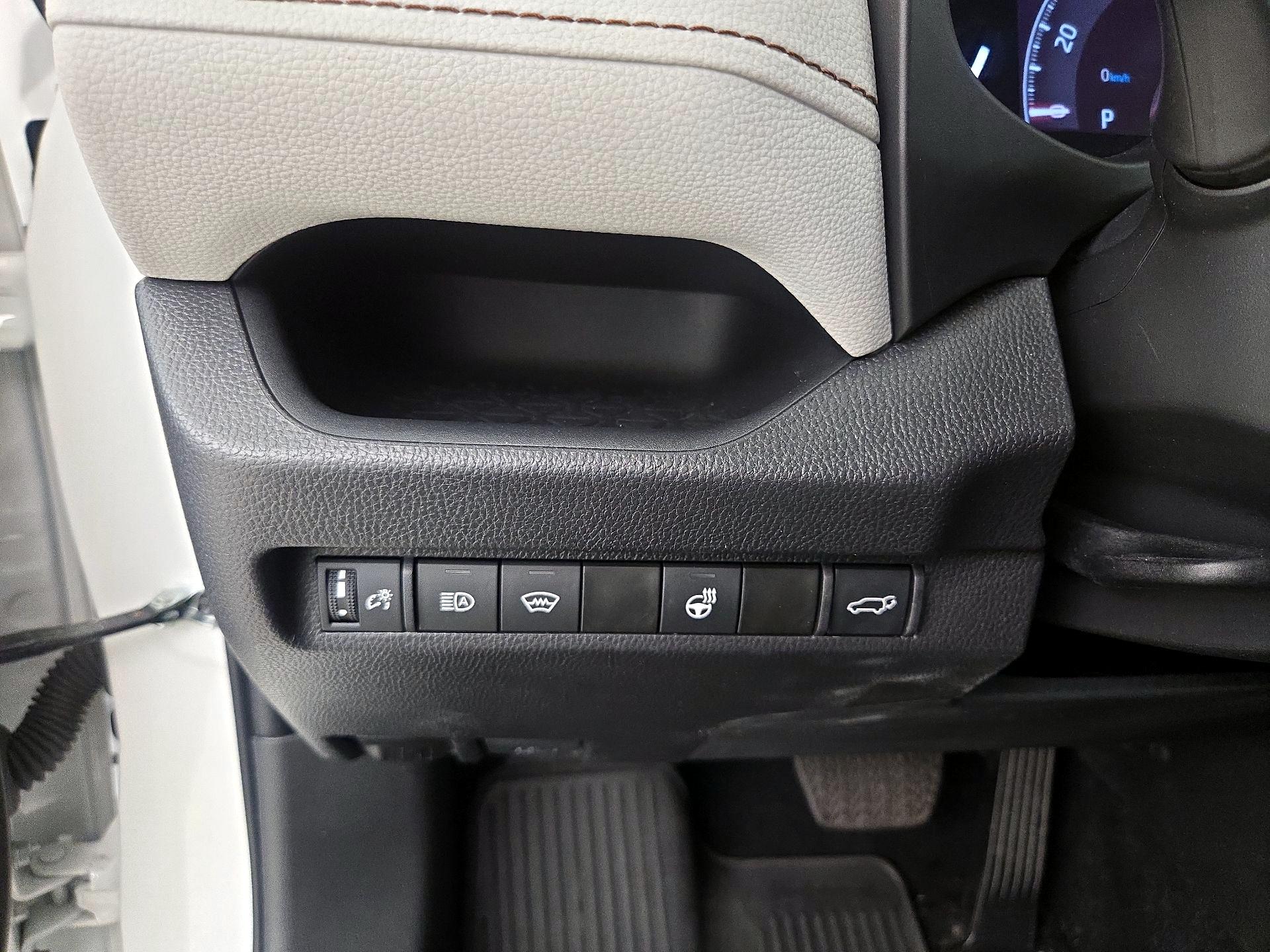 Thumbnail: 2024 Toyota RAV4 - 13